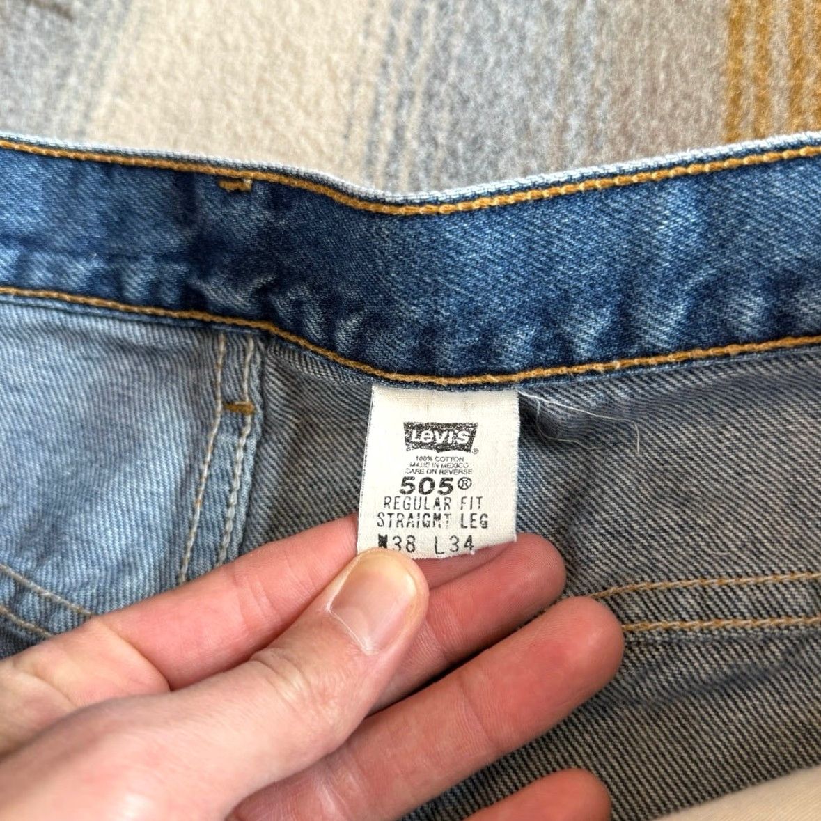 Levi's Vintage 90s Levi’s 505 Regular Fit Straight Leg Denim Blue Jeans Size 36x27 Size US 36 / EU 52 - 3 Thumbnail