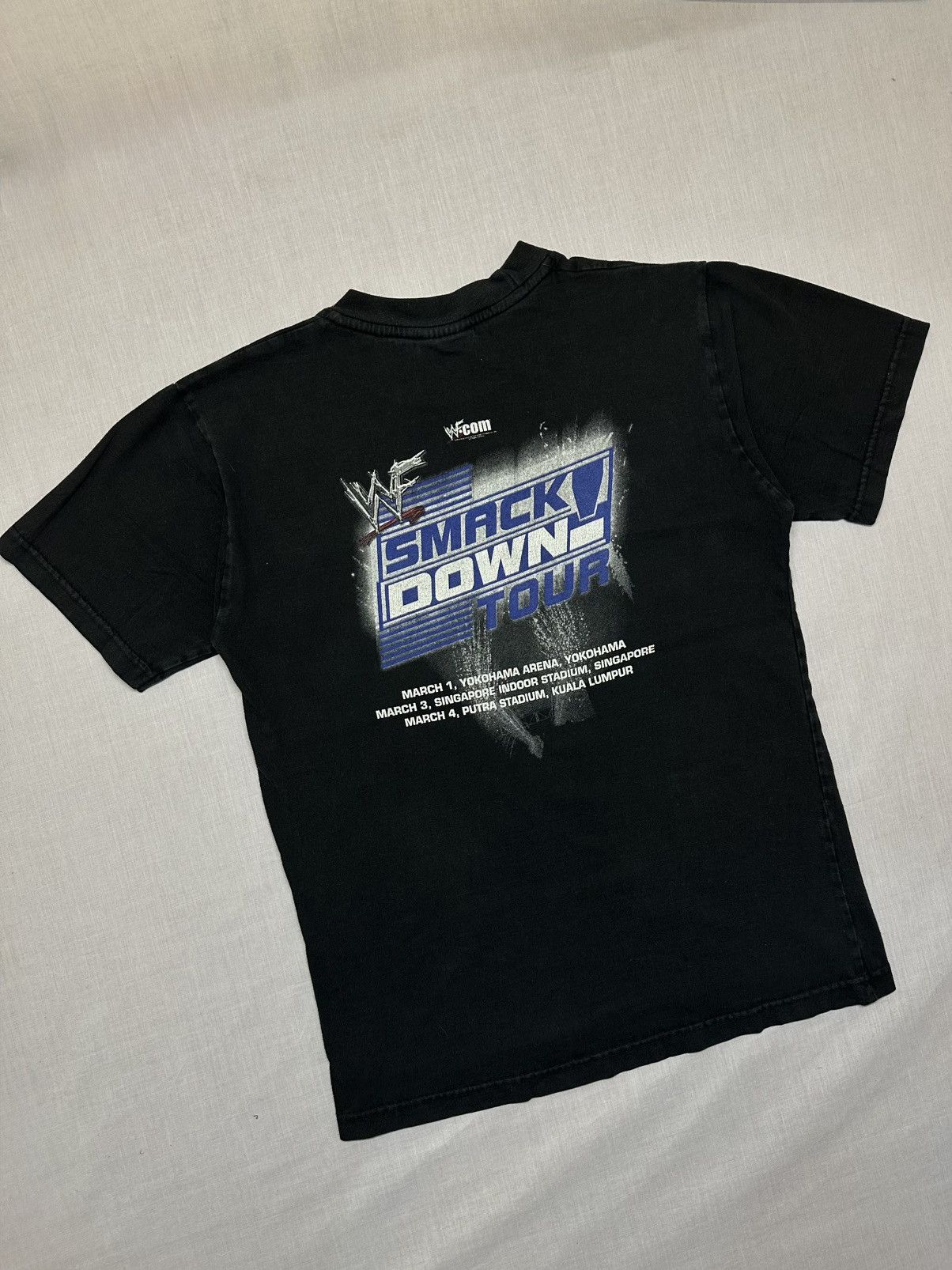 WWF vintage 2002 World Wrestling Federation (WWF)Rock SmackDown. Size US S / EU 44-46 / 1 - 4 Thumbnail