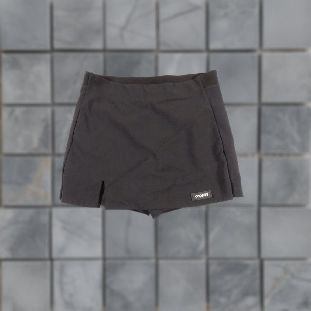 Coperni VINTAGE Coperni Women's Skort Short Skirt Casual Activewear Travel Size 6 Black Stretch Mini Size 28" / US 6 / IT 42 - 1 Thumbnail
