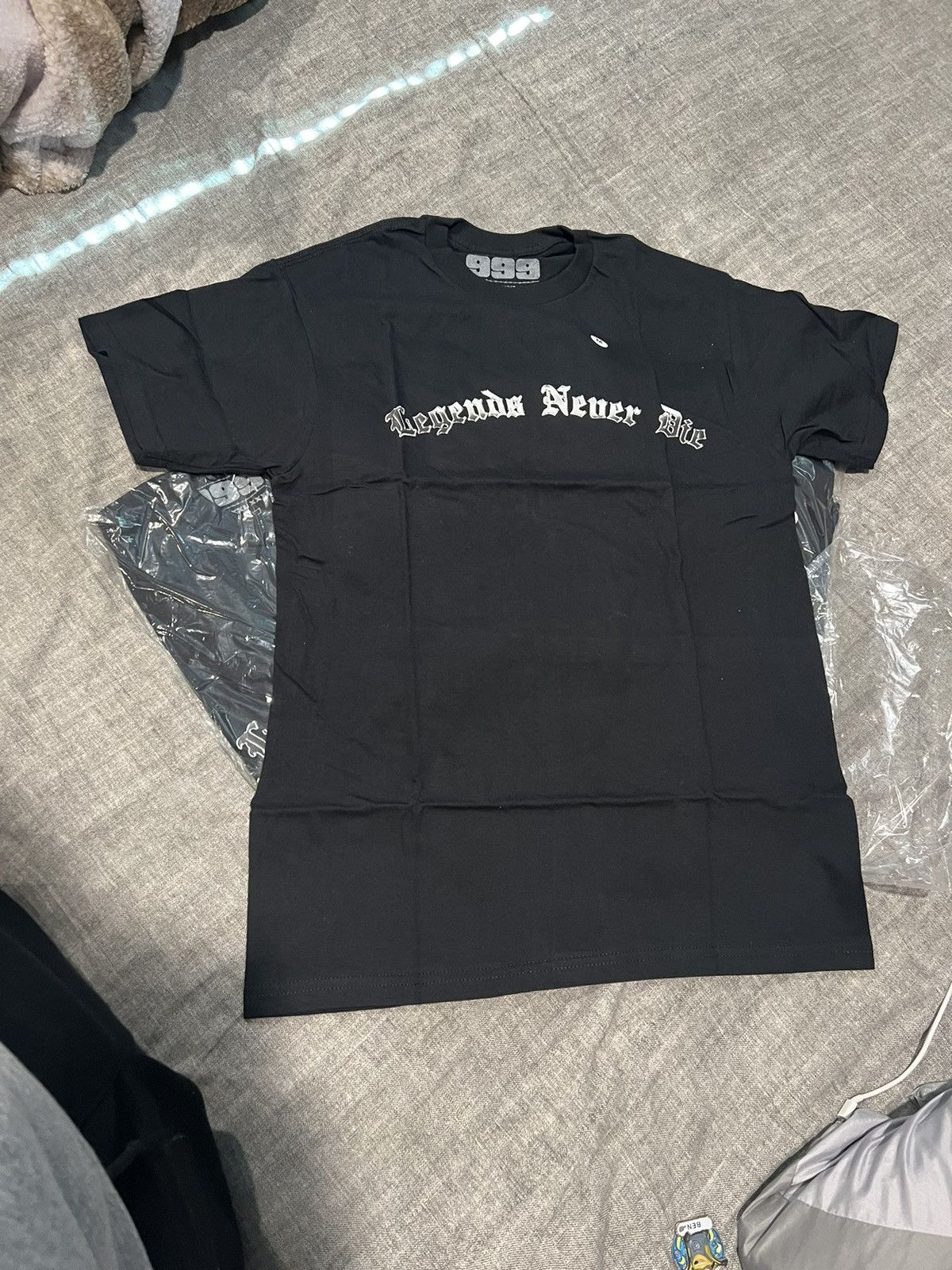 999 Club Legends Never Die Tee Size US M / EU 48-50 / 2 - 1 Thumbnail