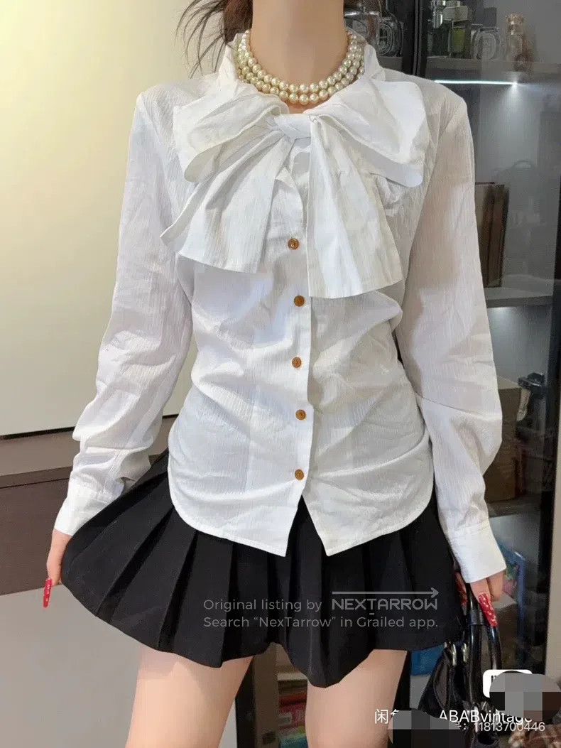 Vivienne Westwood Vivienne Westwood Vintage Big Bow Shirt with Saturn Embroi Size M / US 6-8 / IT 42-44 - 1 Thumbnail