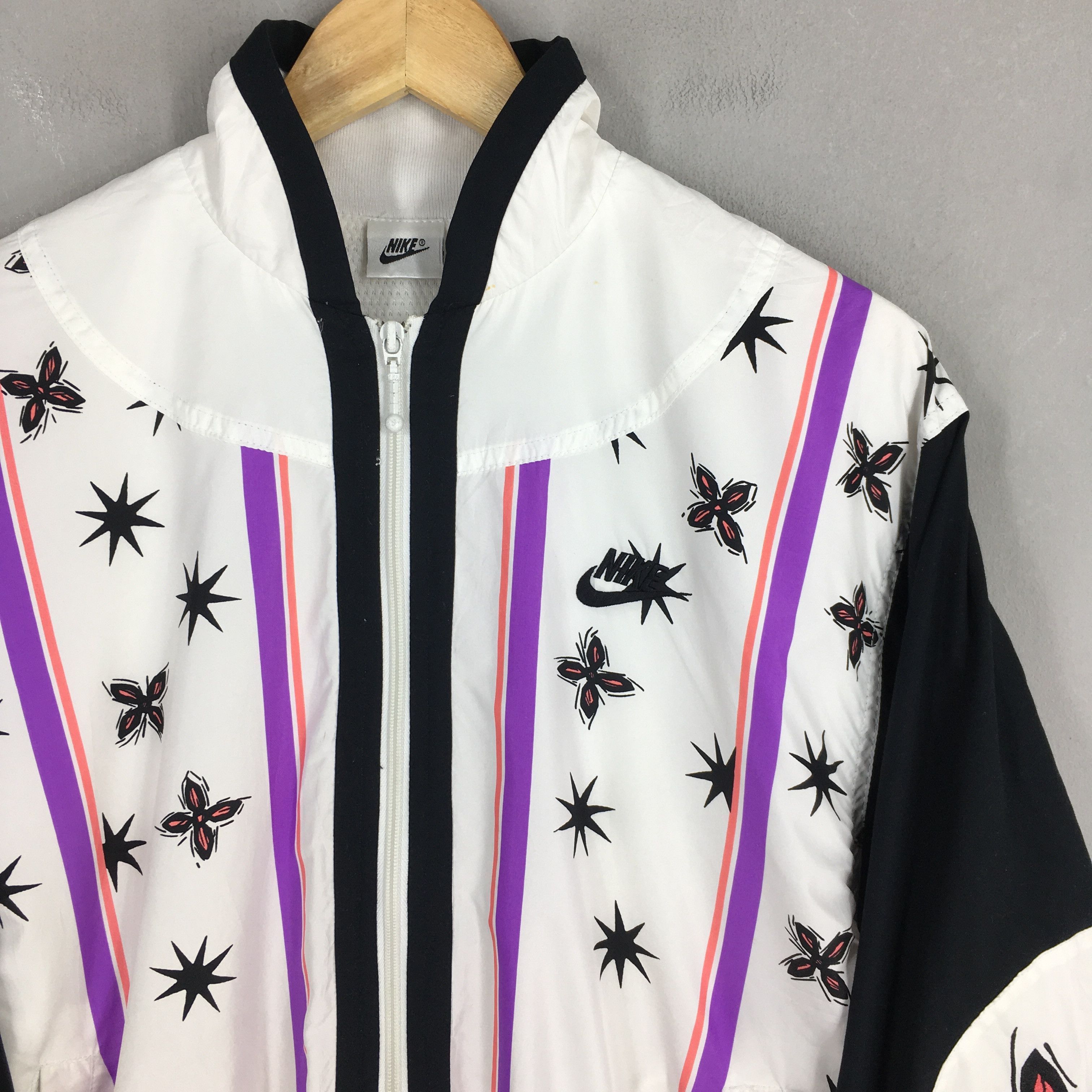 Nike Vintage Nike Swoosh Pop Art Windbreaker Jacket Medium Size US M / EU 48-50 / 2 - 2 Thumbnail