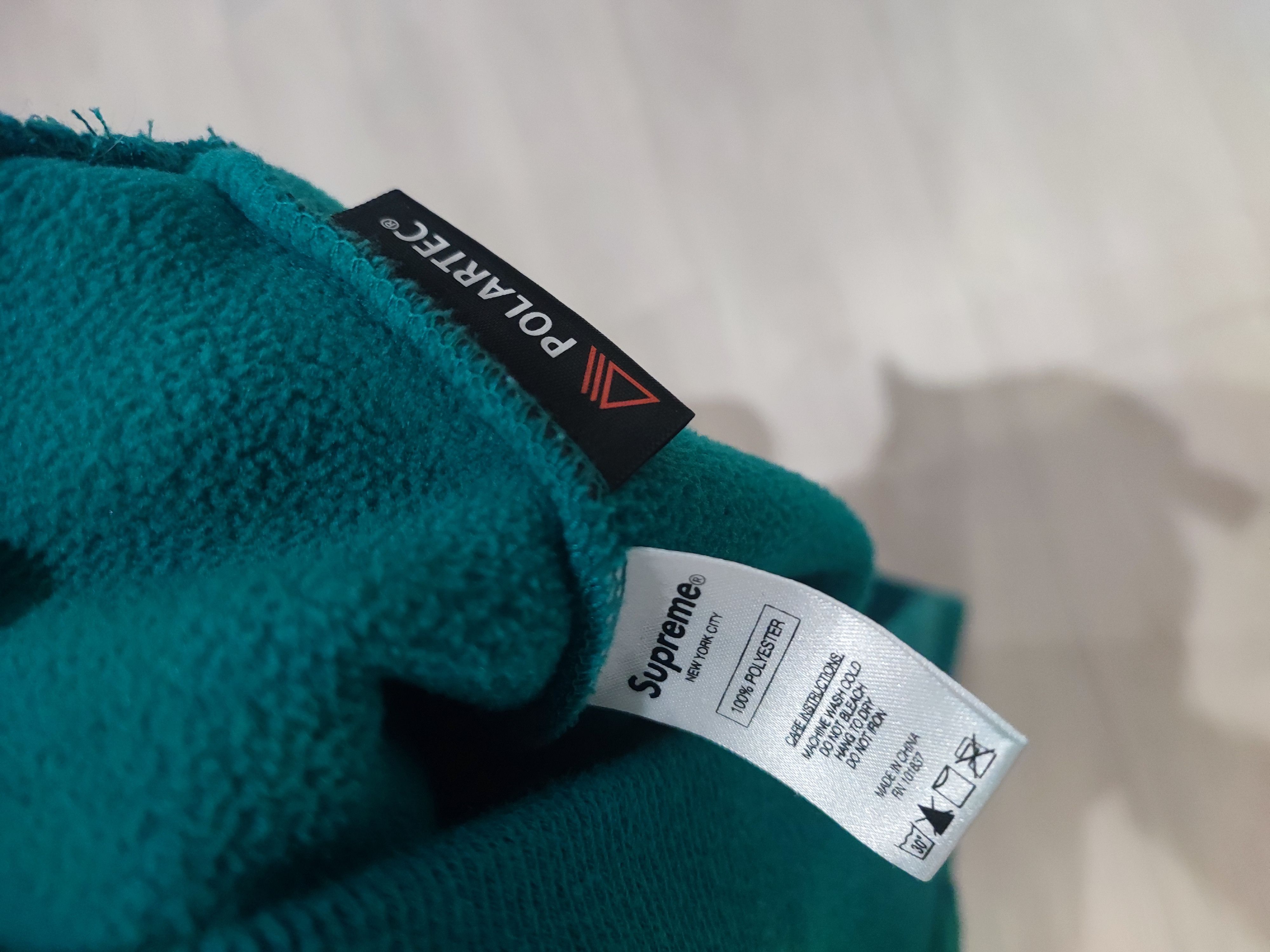 Supreme fw16 supreme polartec fleece crewneck teal small box logo Size US M / EU 48-50 / 2 - 6 Thumbnail