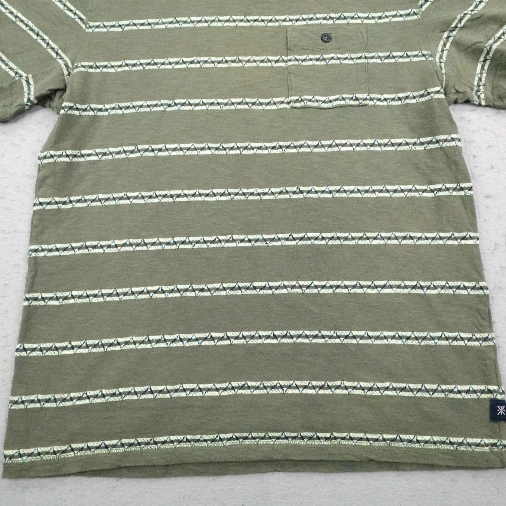 Roark Roark Mens Shirt Large Green Southwest Striped Henley Outdoor Hiking Aztec Western T-Shirt Short Sleeve Cotton Button Logo All Seasons Vintage: No Size US L / EU 52-54 / 3 - 3 Thumbnail
