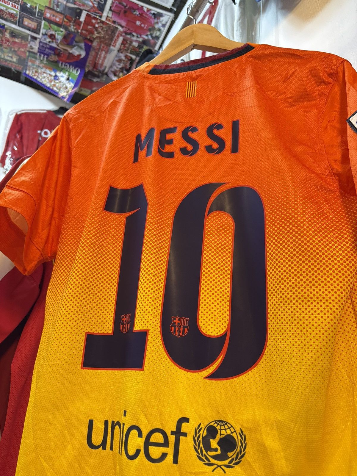 Nike 2012 FC Barcelona Away Kit MESSI 10 Size US L / EU 52-54 / 3 - 2 Thumbnail