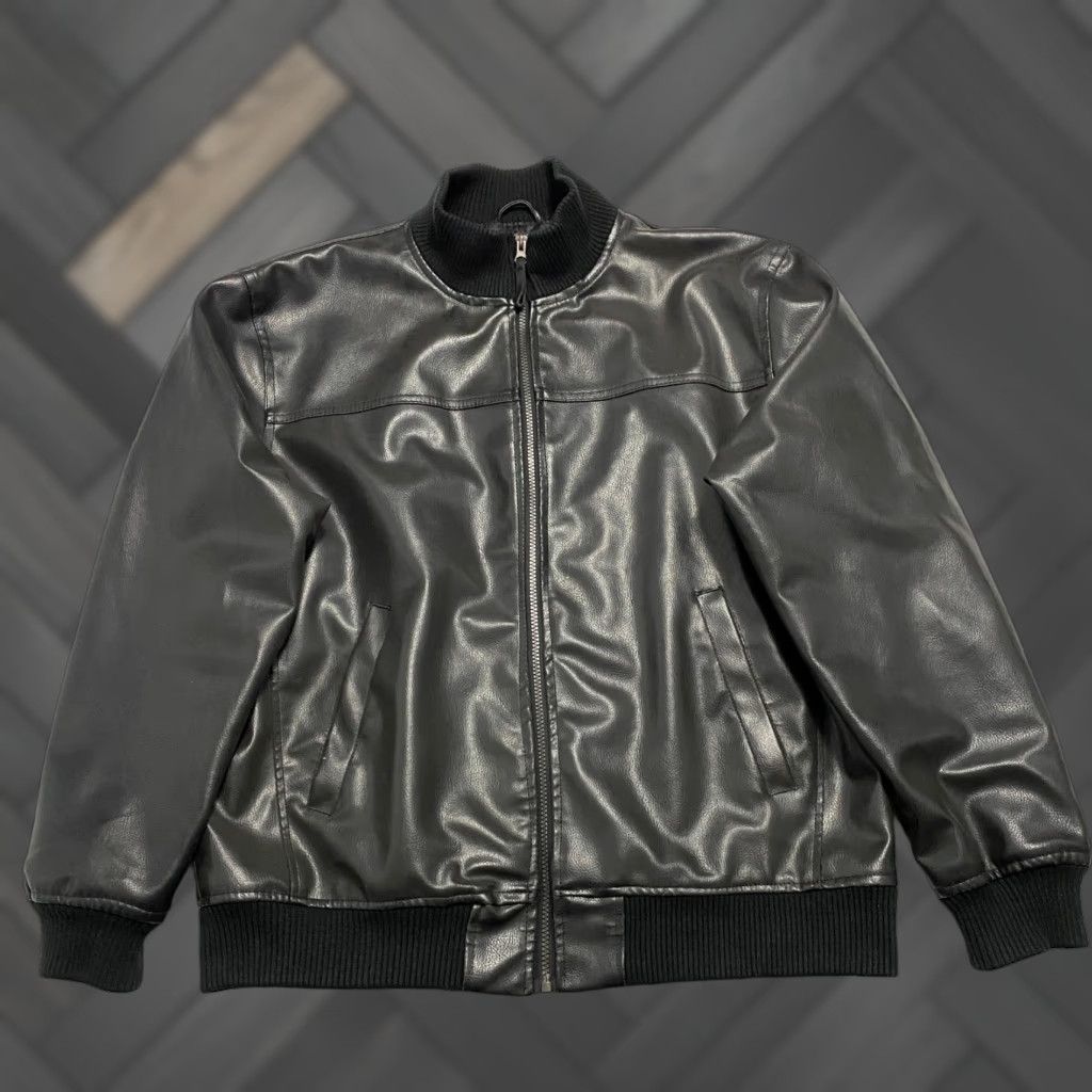 U.S. Polo Assn. US Polo Assn Mens Faux Leather Bomber Jacket Black Size L Zip Stand-Up Collar Padded Insulated Regular Fit Casual Size US L / EU 52-54 / 3 - 1 Thumbnail