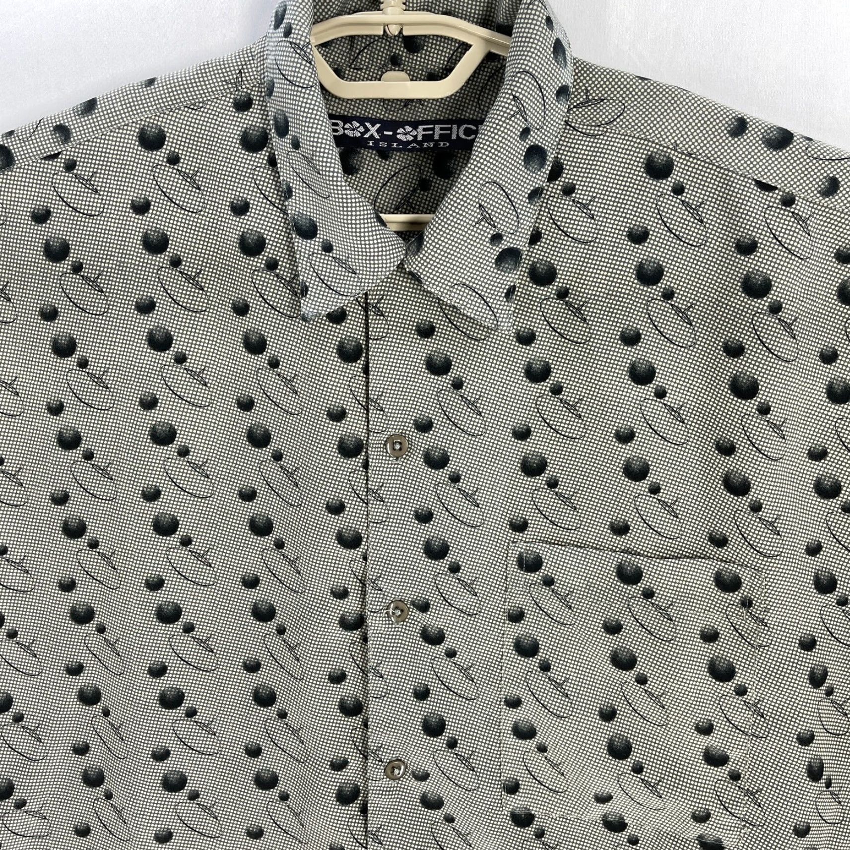 Vintage VINTAGE Box Office Island Shirt Mens M Green Yellow Resort Vacation Short Sleeves Button-Up Collared Geometric 46 in Chest Casual Travel Boys? Size US M / EU 48-50 / 2 - 2 Thumbnail