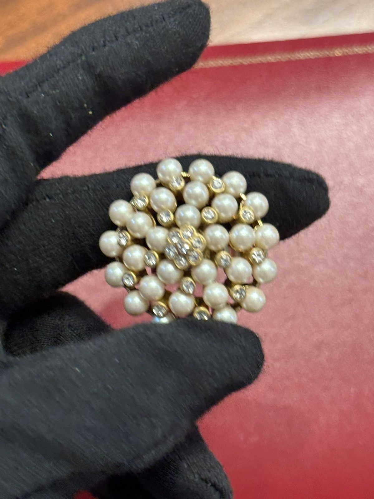 Vintage Vintage Costume Cluster Pearl Ring Size ONE SIZE - 2 Thumbnail