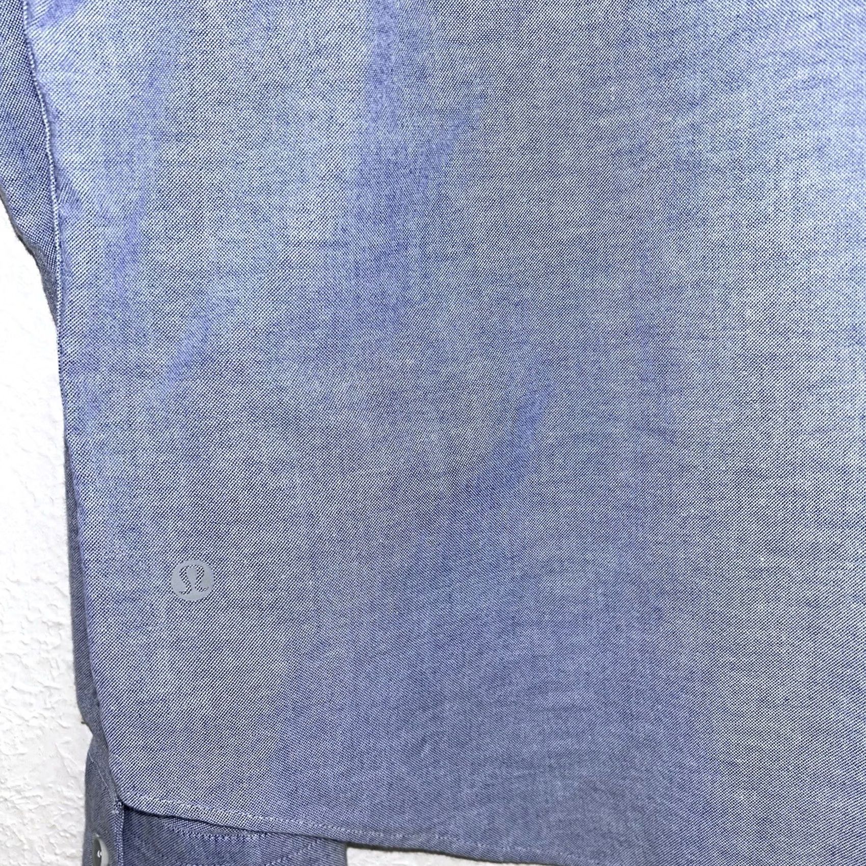 Lululemon Lululemon Commission Button Up Blue Qwick Oxford Shirt Long Sleeve Mens XL Size US XL / EU 56 / 4 - 6 Thumbnail