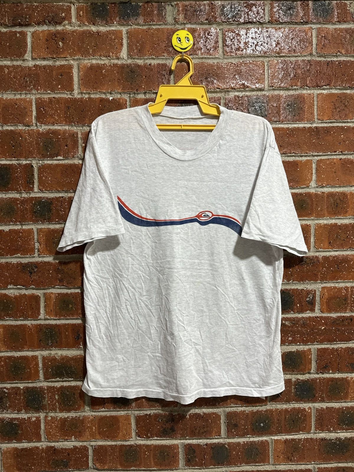Quiksilver × Vintage Vintage Quiksilver Distress Tee Size US L / EU 52-54 / 3 - 1 Thumbnail