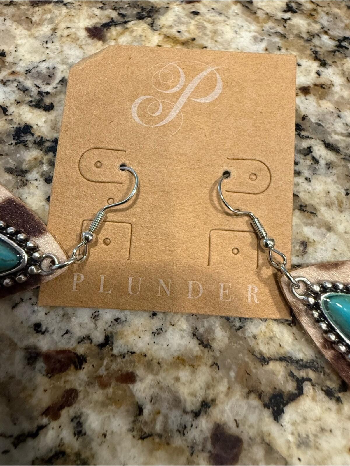 Other Western cow pattern turquoise color beaded dangle earrings Size ONE SIZE - 5 Thumbnail