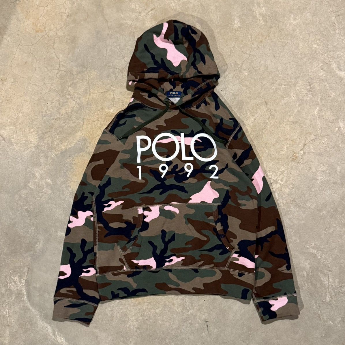 Polo Ralph Lauren Polo Ralph Lauren 1992 Stadium Pink Camo Graphic Hoodie Size US M / EU 48-50 / 2 - 1 Thumbnail