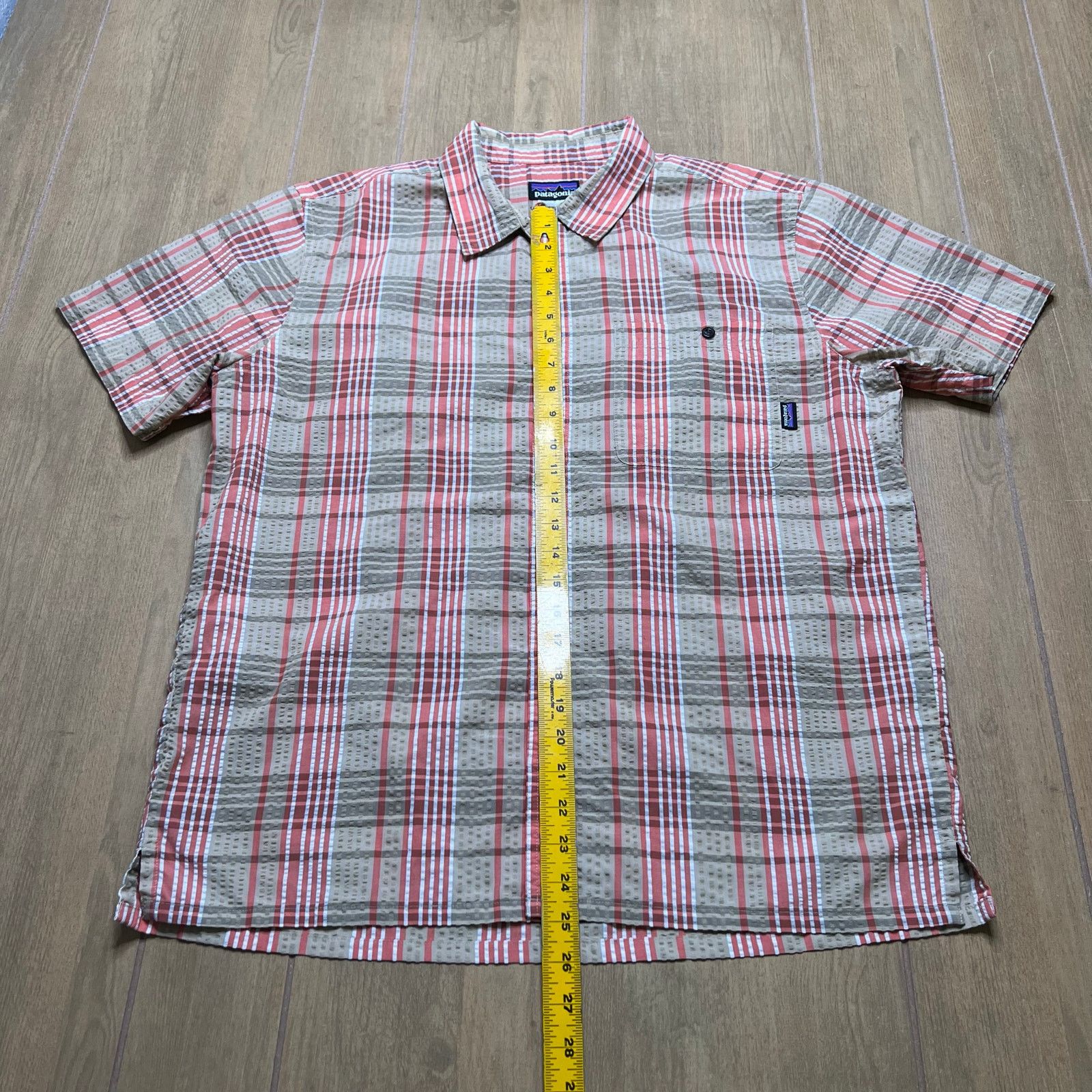 Patagonia Patagonia Organic Cotton Seersucker Plaid Button Up Shirt L Size US L / EU 52-54 / 3 - 8 Thumbnail