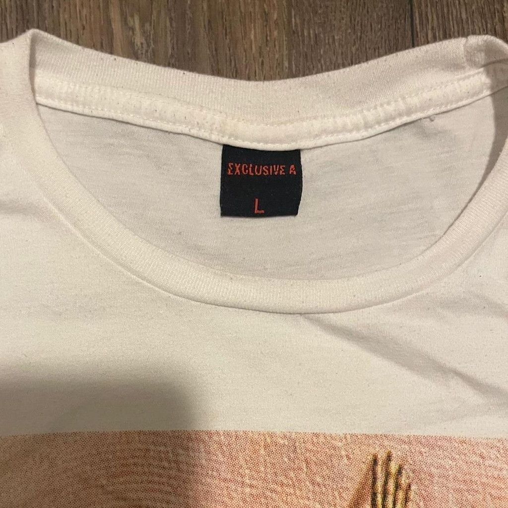 Other “Exclusive A" graphic tee marvel humor size L Size US L / EU 52-54 / 3 - 2 Thumbnail