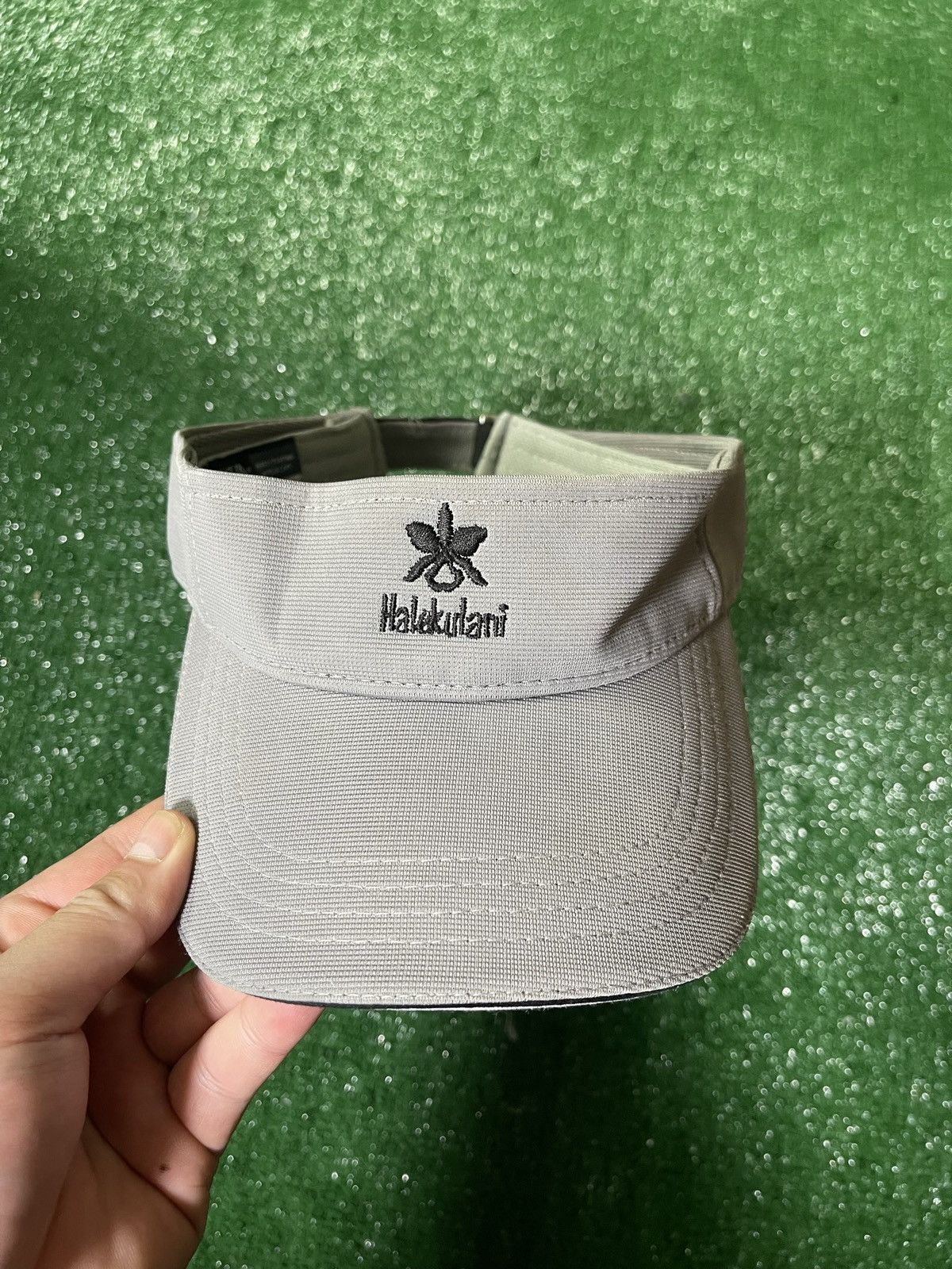 Vintage Halekulani Visor Cap Size ONE SIZE - 1 Thumbnail