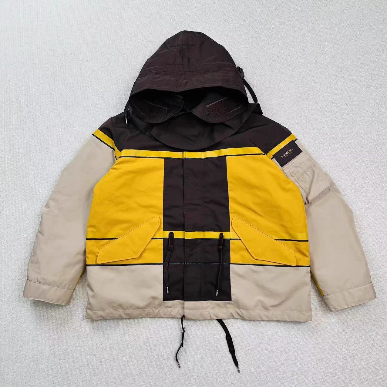 BURBERRY logo cotton jacket M like new