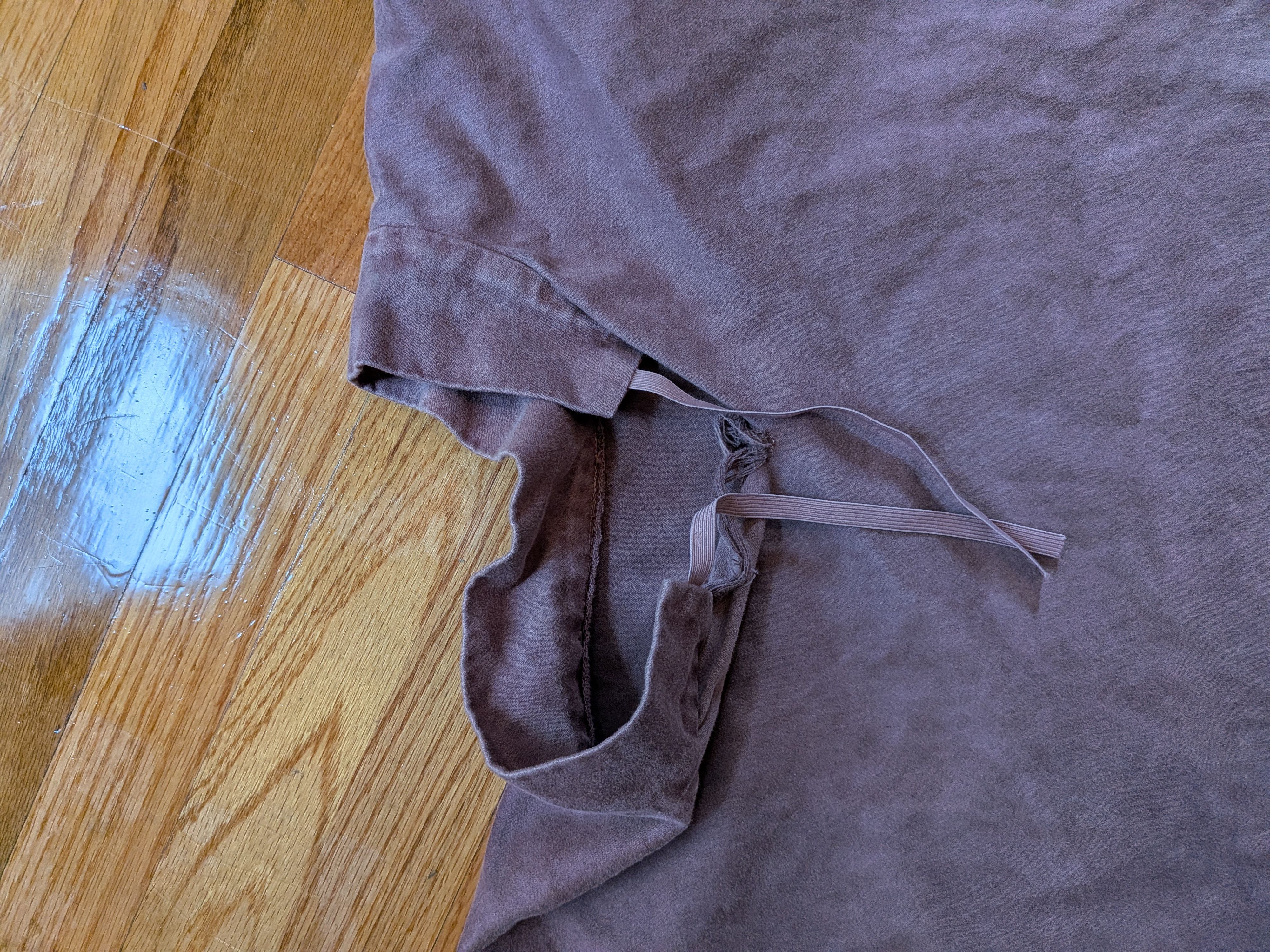 Yeezy Extremely rare 1/1 Yeezy oxblood Pancho sample. Size US L / EU 52-54 / 3 - 4 Thumbnail