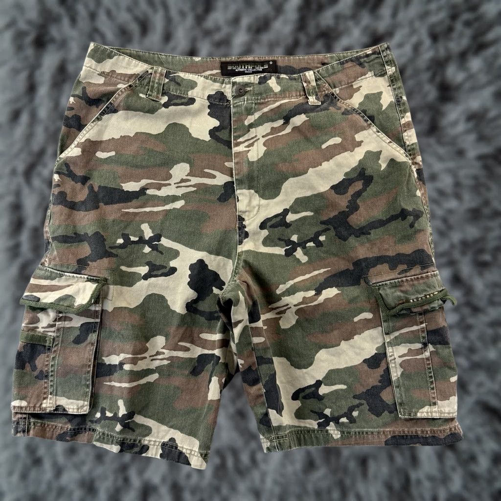 Southpole Vintage SouthPole Cargo Shorts Mens 38 Camo Baggy Fit Loose Y2K Hip Hop 11” Size US 38 / EU 54 - 1 Thumbnail