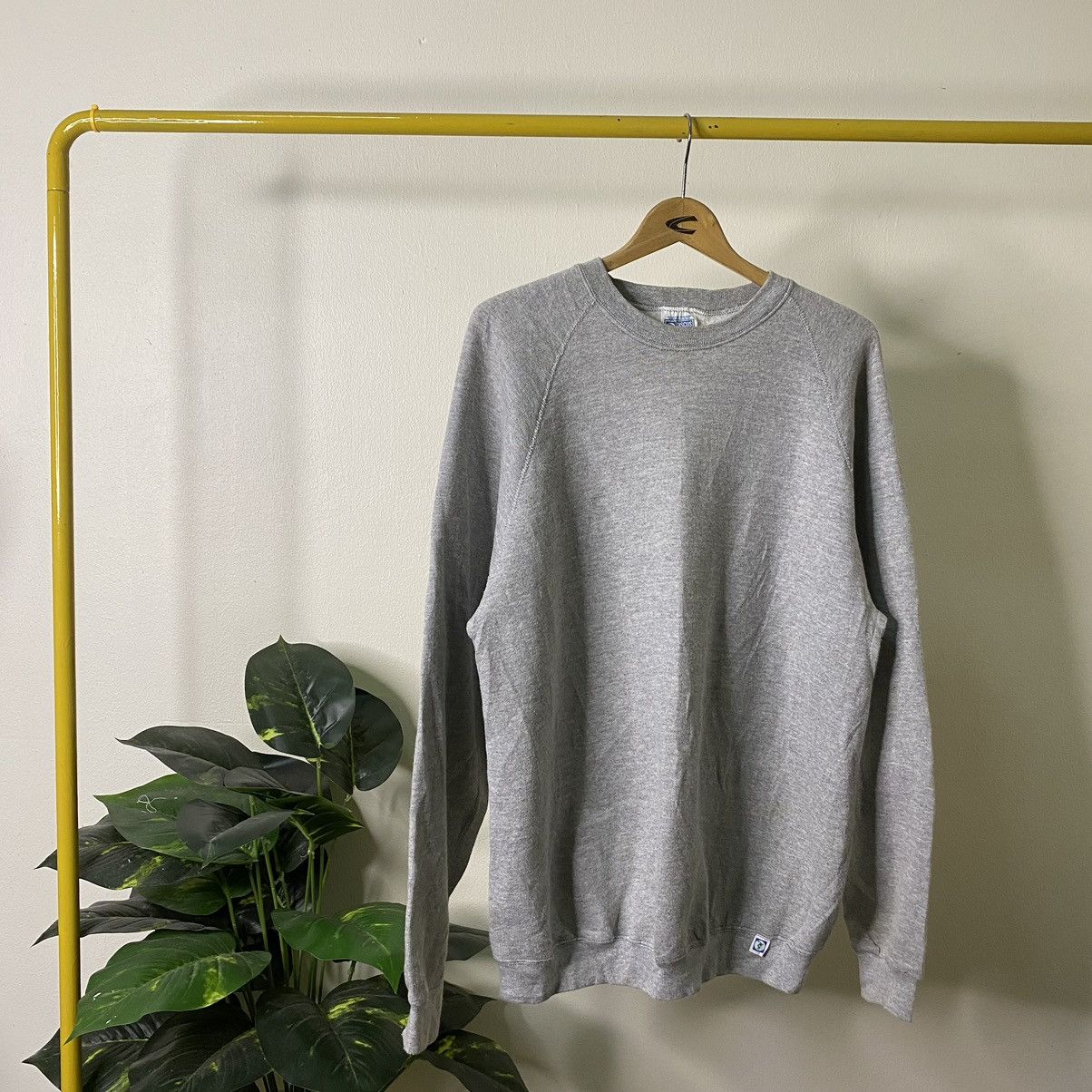 Russell Athletic × Vintage 1990s Discus Russell Athletics Grey Blank Sweatshirt Size US L / EU 52-54 / 3 - 1 Thumbnail