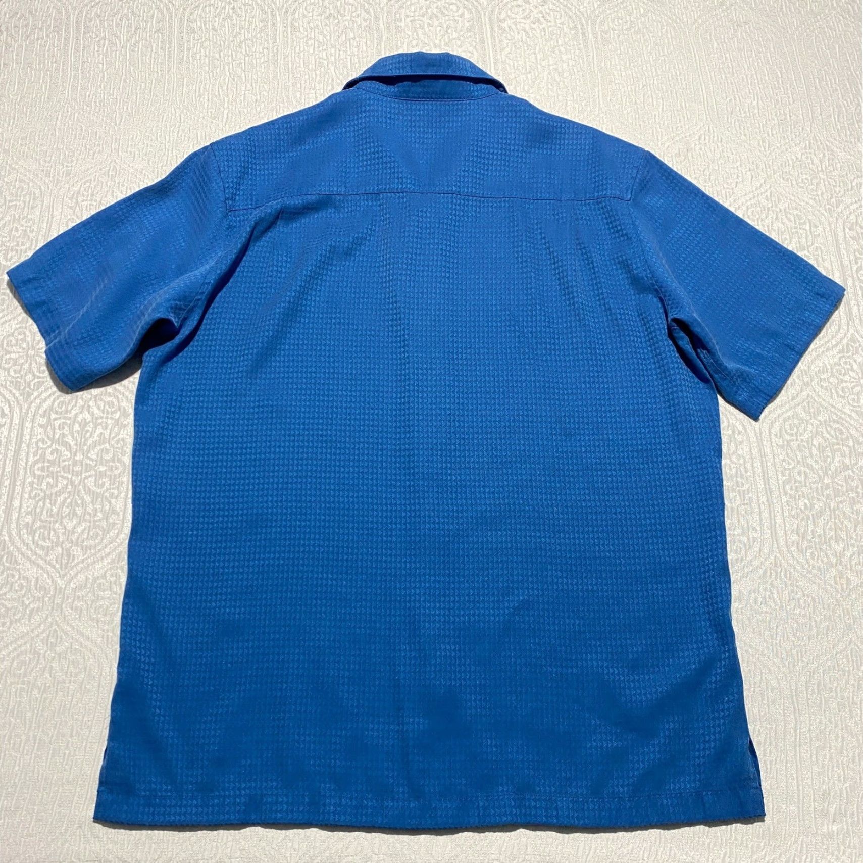 Vintage VINTAGE AXIST Mens Surf Soft Blue Textured Short Sleeve Button Down Shirt Size Medium Size US M / EU 48-50 / 2 - 2 Thumbnail