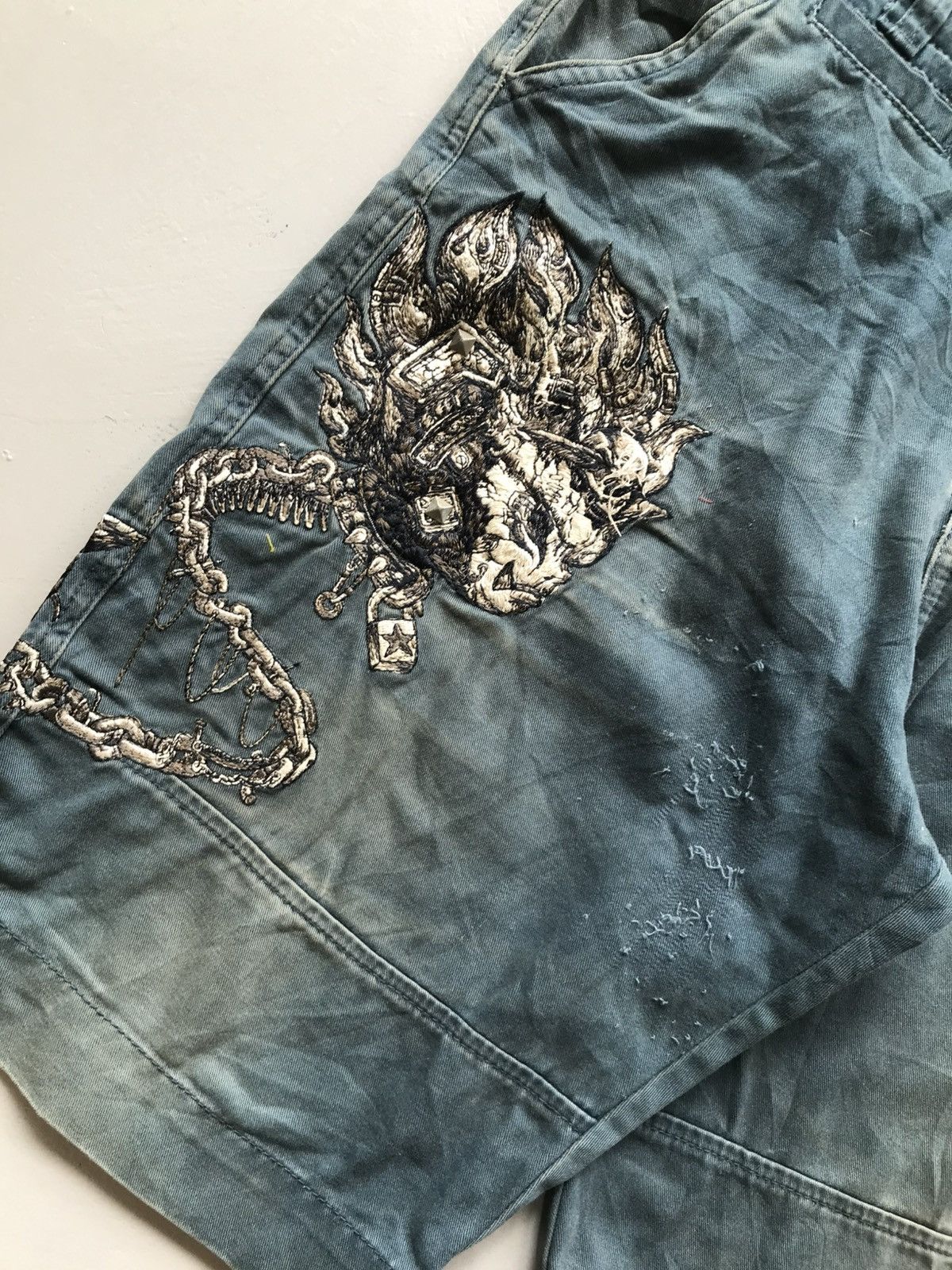 Japanese Brand Vintage Jizo crazy skull embroidered shorts Size US 34 / EU 50 - 10 Thumbnail
