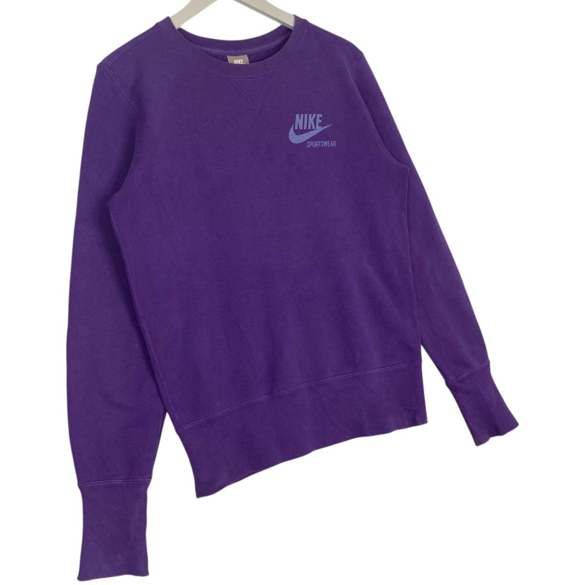 Other Vintage Nike Sportswear Crewneck Sweatshirt Purple Size US M / EU 48-50 / 2 - 3 Thumbnail