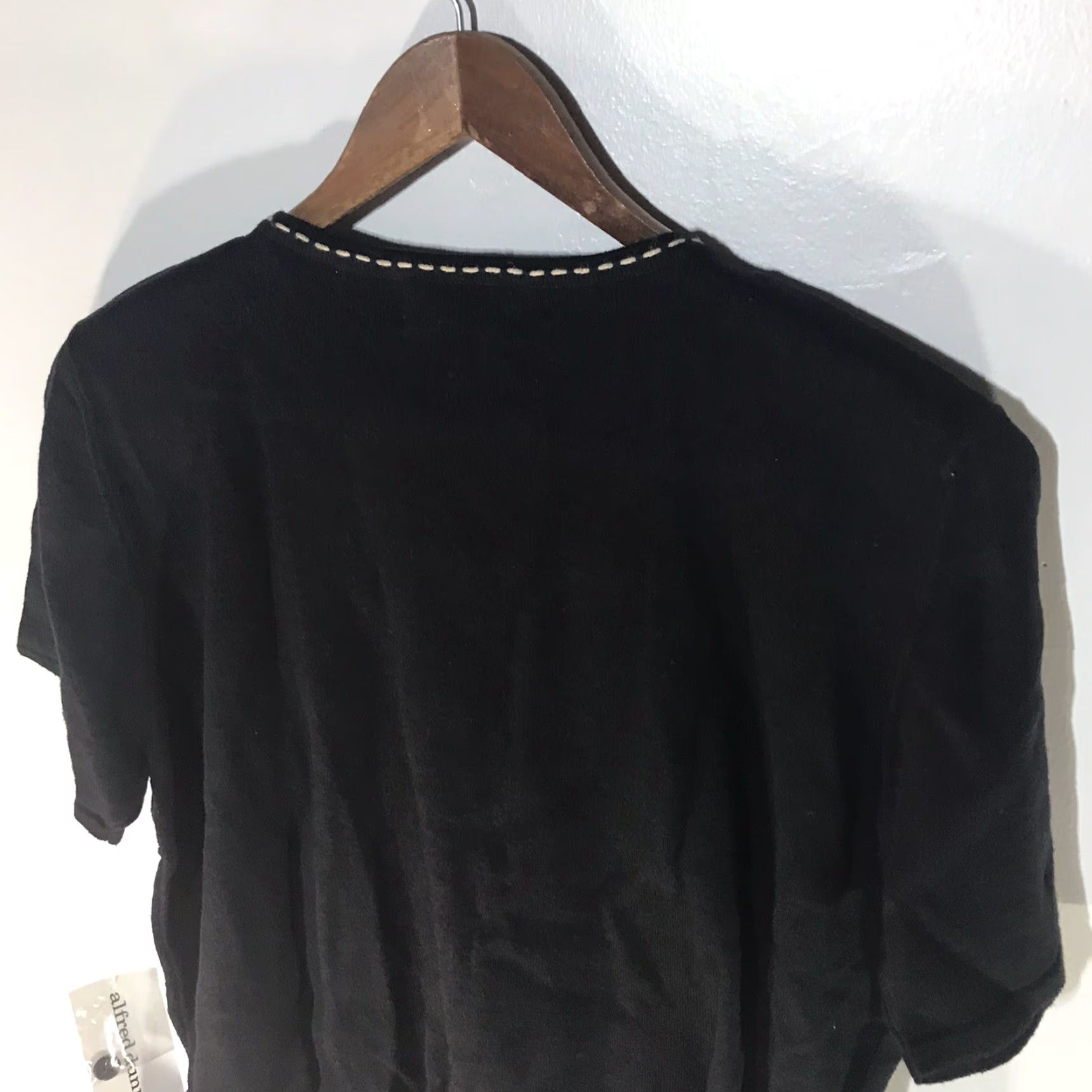 Vintage Vintage Alfred Dunner Women’s Black Cardigan Sweater V-Neck Button Knit Fall Winter Size S / US 4 / IT 40 - 6 Thumbnail