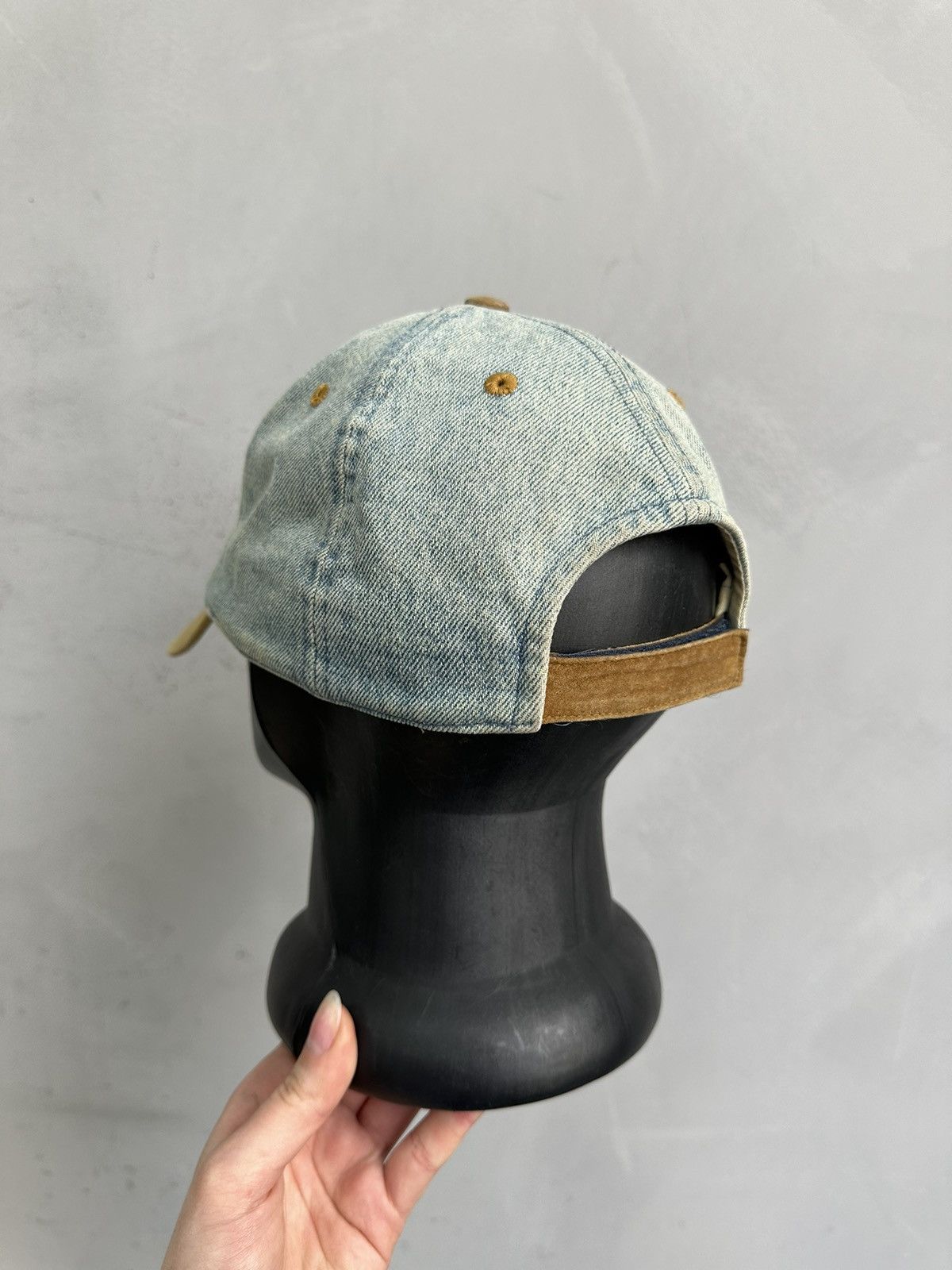 Vintage RARE Vintage DENIM NFL Gameday Cleveland browns hat Size ONE SIZE - 4 Thumbnail