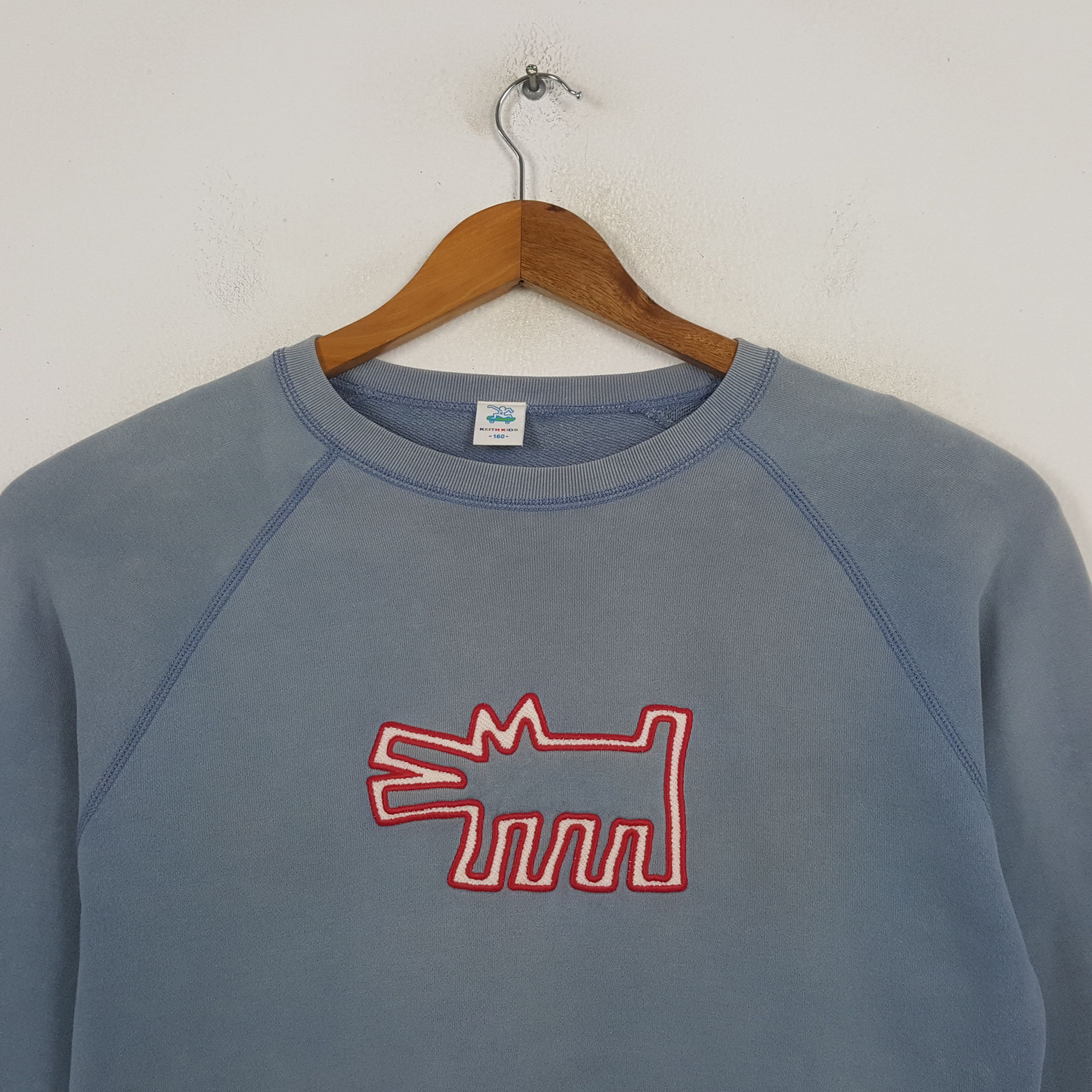 Japanese Brand Vintage Uniqlo x Keith Haring Japanese Brand Sweatshirt RR17 Size US S / EU 44-46 / 1 - 2 Thumbnail