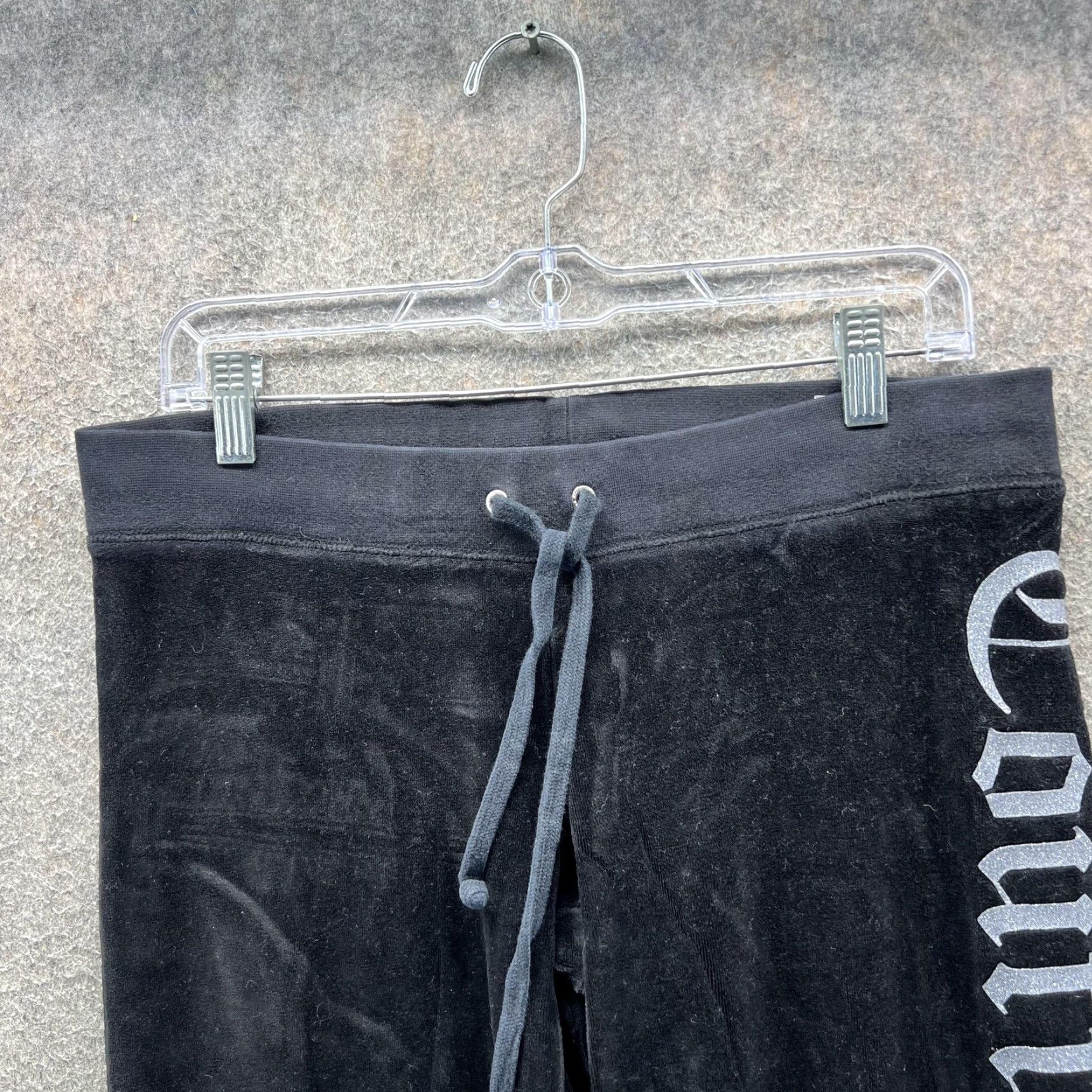 Juicy Couture VINTAGE Juicy Couture Sweatpants Womens Medium Black Velour Wide Leg Side Logo Pants Size 32" / US 10 / IT 46 - 3 Thumbnail