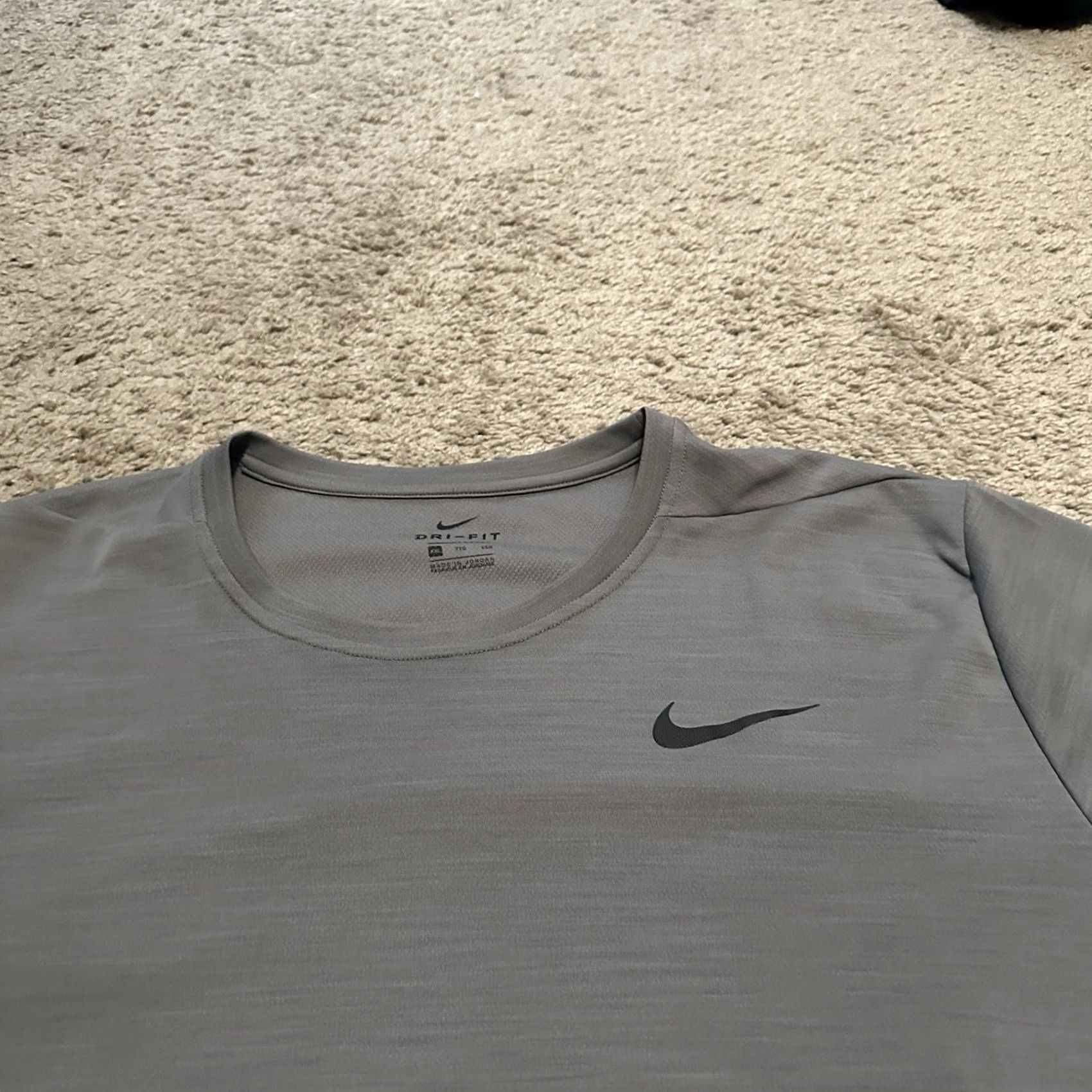 Nike Nike Mens 2XL Dri-Fit Shirt Gym Performance Lightweight Running Training Gray Size US XXL / EU 58 / 5 - 2 Thumbnail