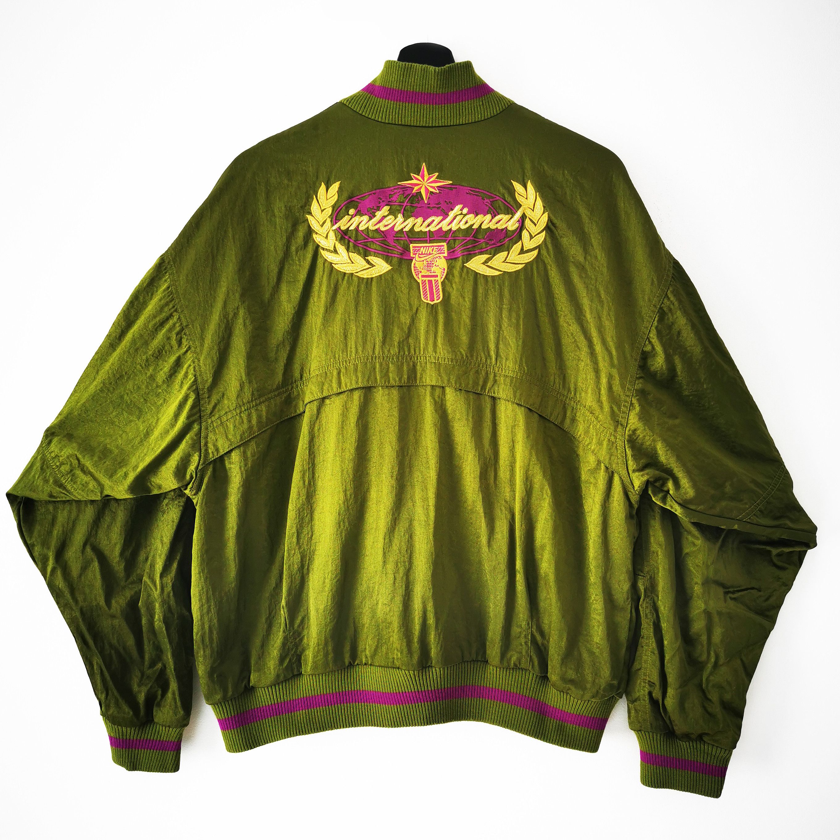 Vintage 90s NIKE INTERNATIONAL bomber jacket satin OG L XL