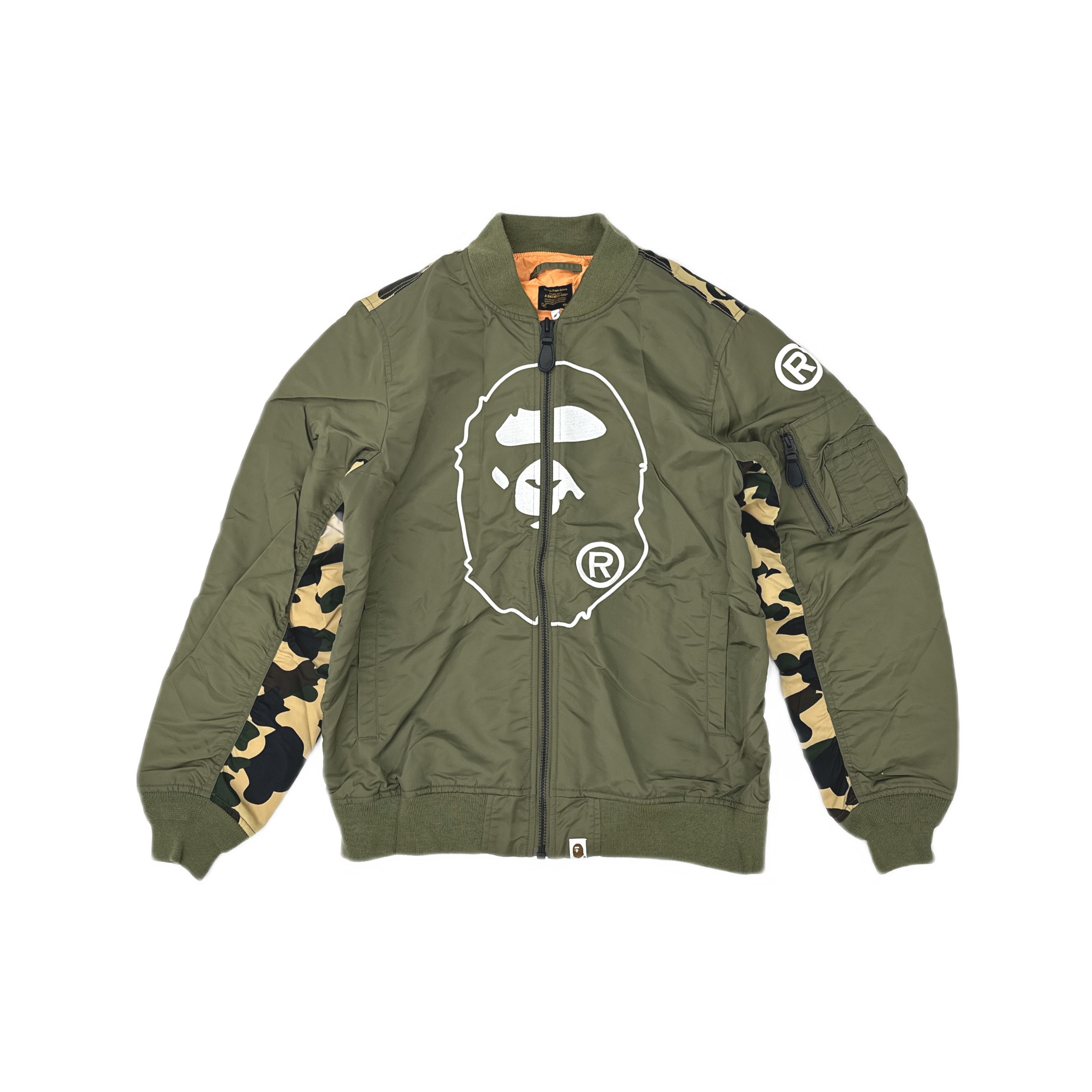 Bape A Bathing Ape Camo Logo Bomber Jacket Size M Size US M / EU 48-50 / 2 - 1 Thumbnail