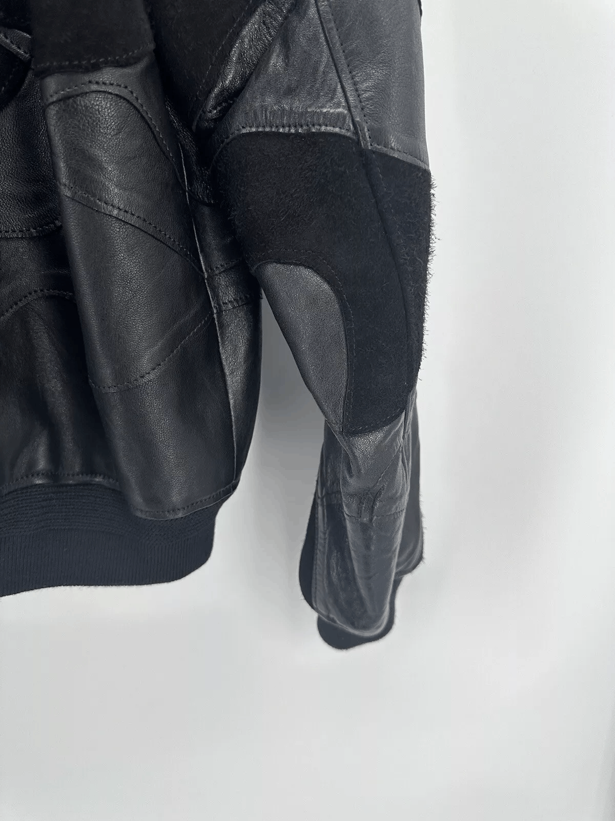 Saint Laurent Paris Saint Laurent Python Leather Jacket EU 50 Size US M / EU 48-50 / 2 - 9 Thumbnail