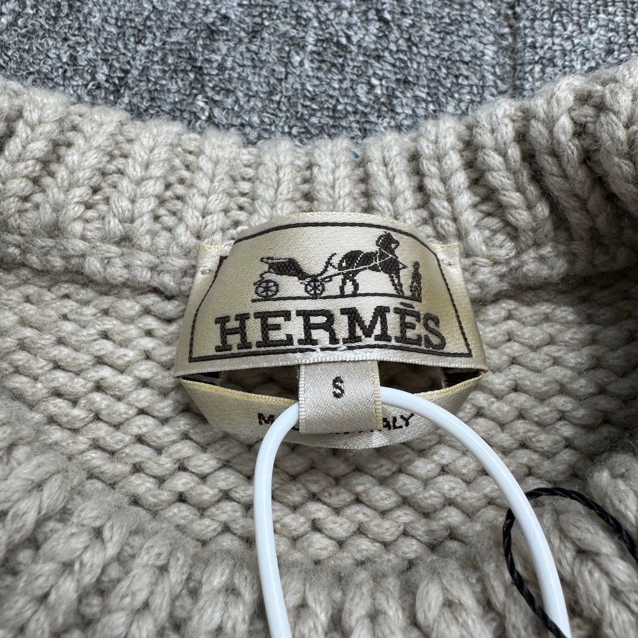 Hermes Hermes Women's Floral Knit Cashmere Sweater S Size S / US 4 / IT 40 - 2 Thumbnail