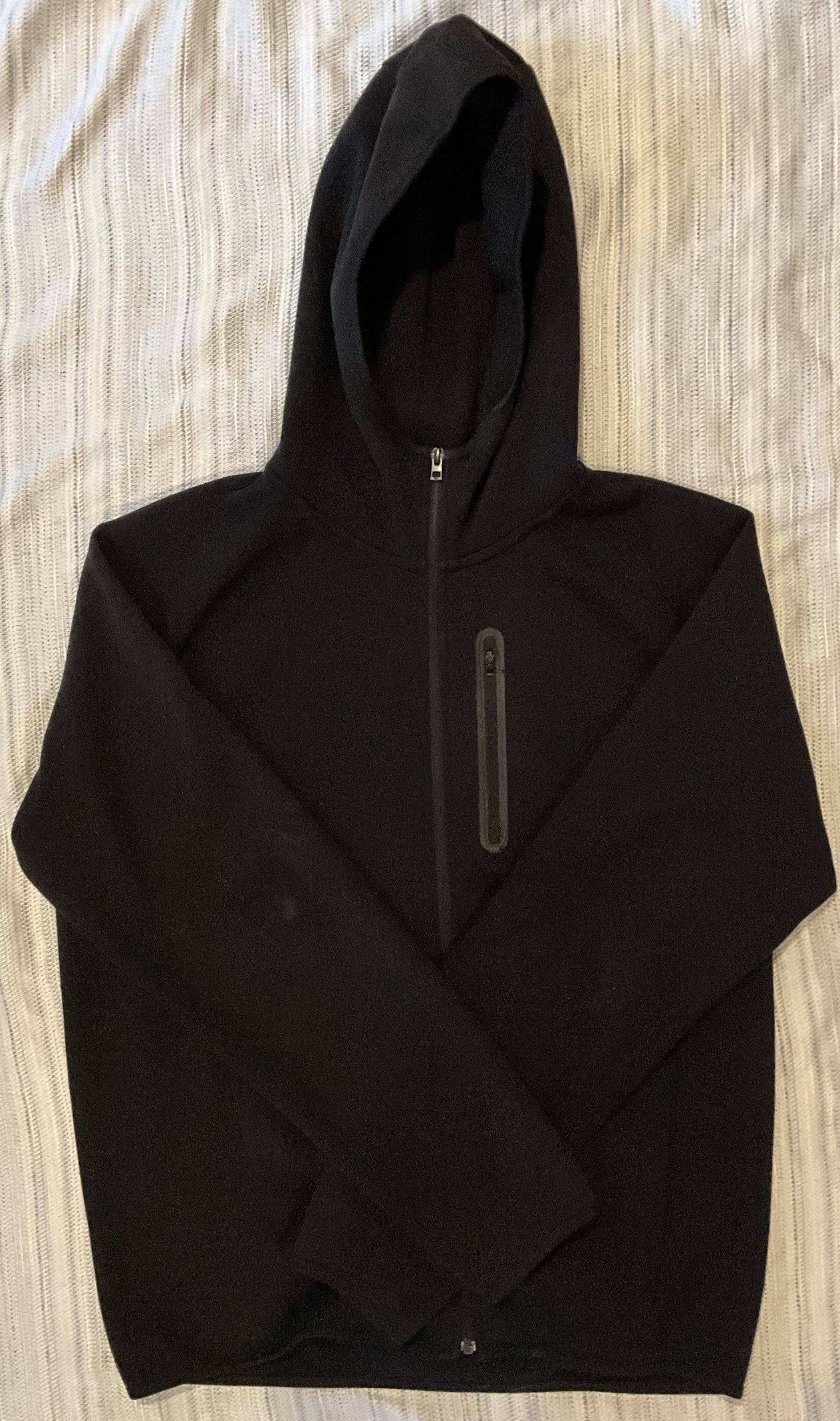 Uniqlo UNIQLO Full-Zip Hoodie w/ Chest Pocket – Black (Large) Size US L / EU 52-54 / 3 - 1 Thumbnail