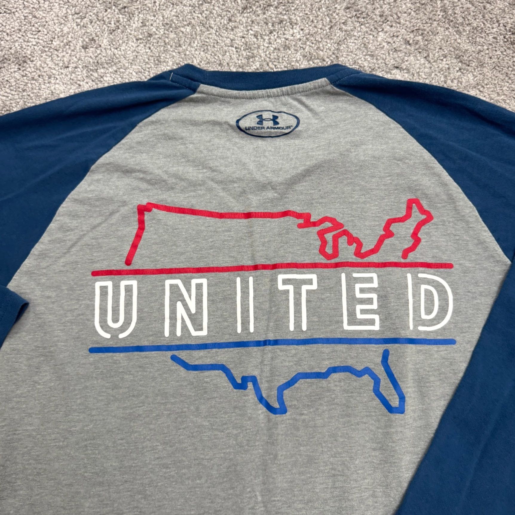 Under Armour Under Armour HeatGear T-Shirt Men Loose Graphic Raglan Long Sleeve Gray Blue Under armour HeatGear Size US L / EU 52-54 / 3 - 3 Thumbnail