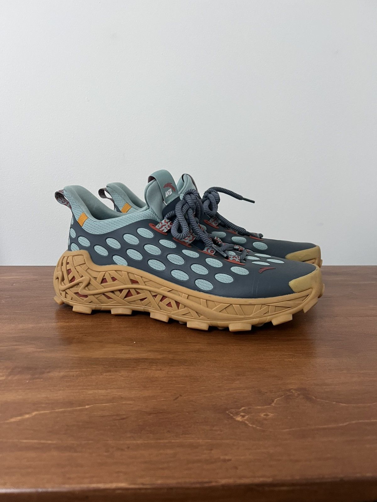 Salehe Bembury Salehe Bembury x Anta SB-02 10.5 Size US 10.5 / EU 43-44 - 1 Thumbnail
