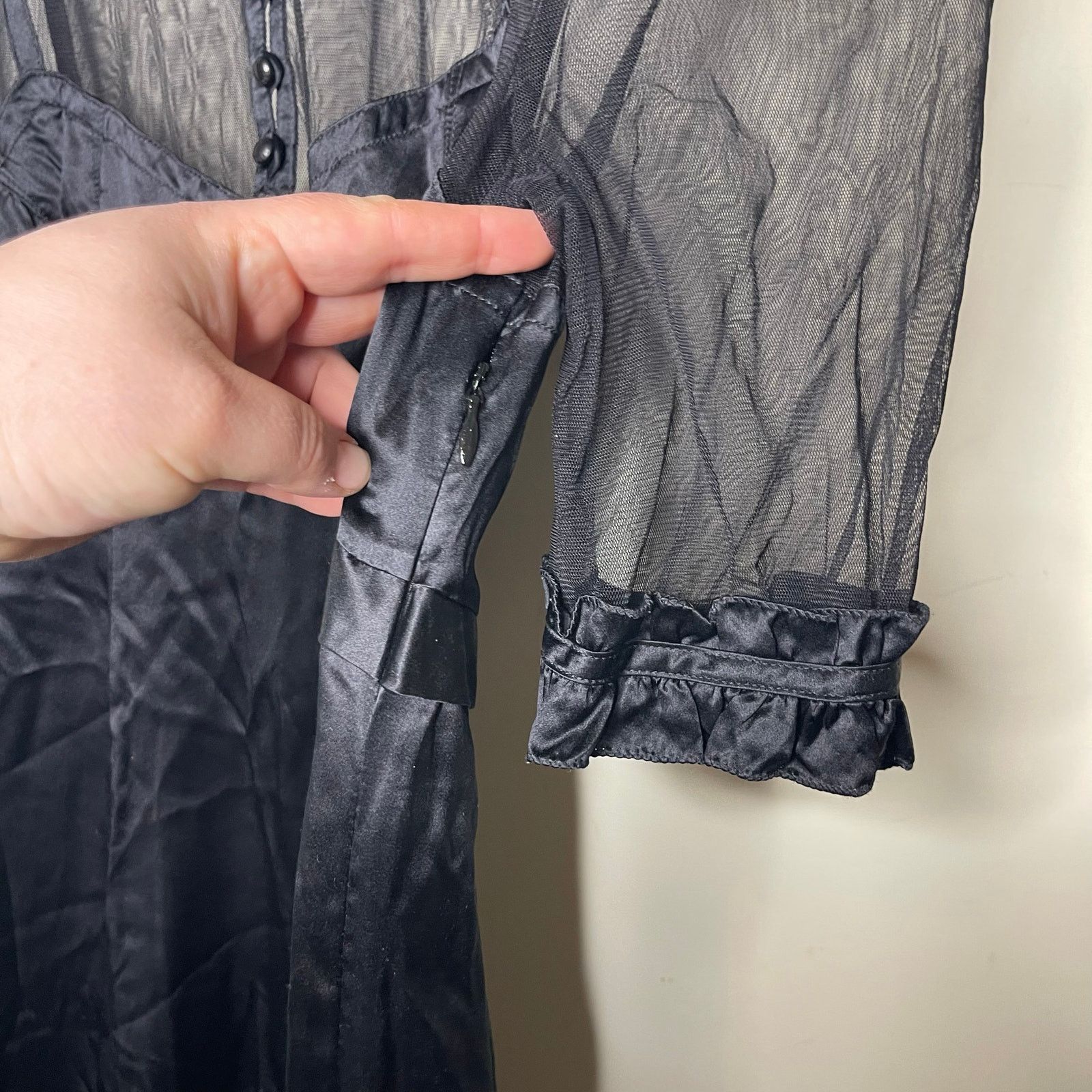 Marc Jacobs Marc Jacobs 100% Silk Black Mesh Neck Mini Dress sz 2 Size XS / US 0-2 / IT 36-38 - 10 Thumbnail