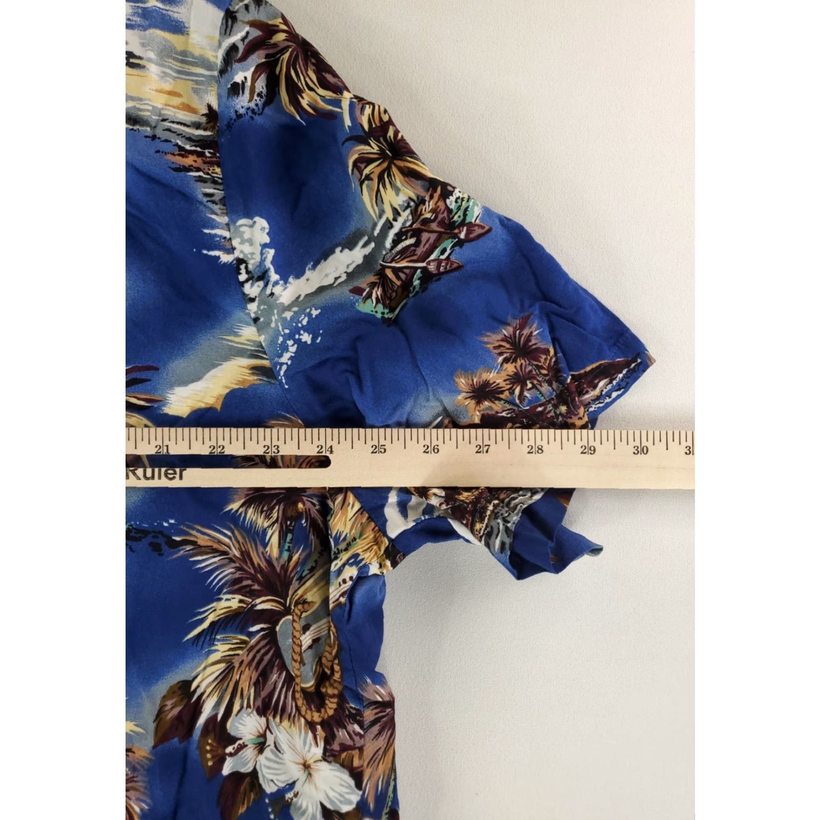 Hilo Hattie Hilo Hattie Shirt Hawaiian 100% Rayon Blue Palm Trees Islands Mens XXL Short Sleeve Button-Up Men Blue Hawaiian 2XL Size US XXL / EU 58 / 5 - 6 Thumbnail