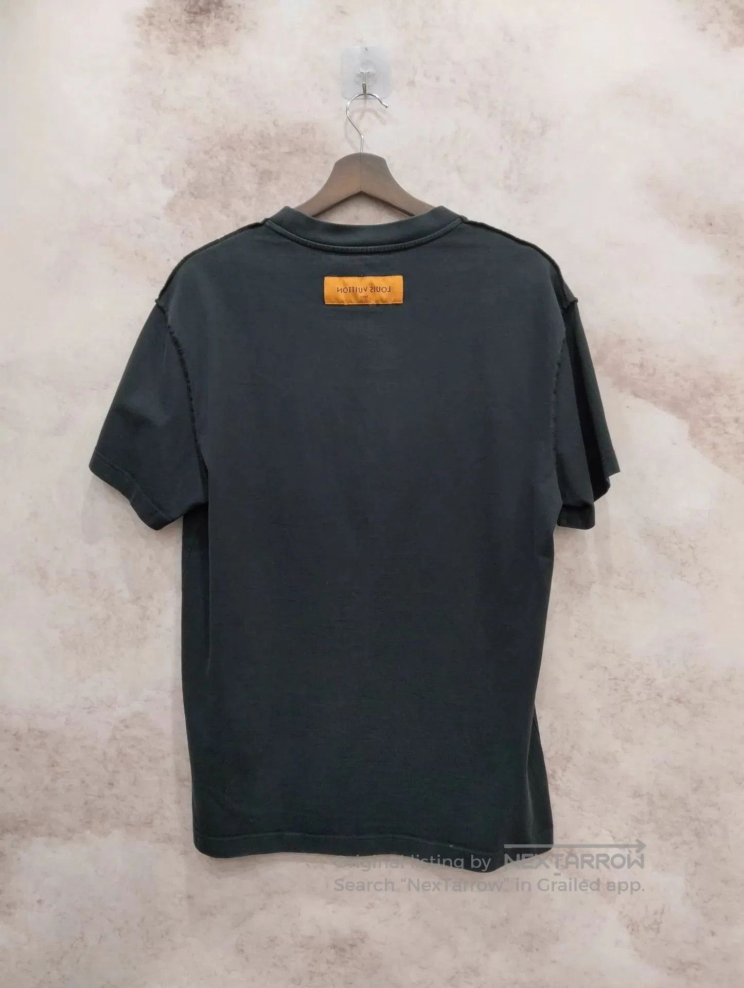 Louis Vuitton Black Short Sleeve Graphic T. Size US M / EU 48-50 / 2 - 2 Thumbnail