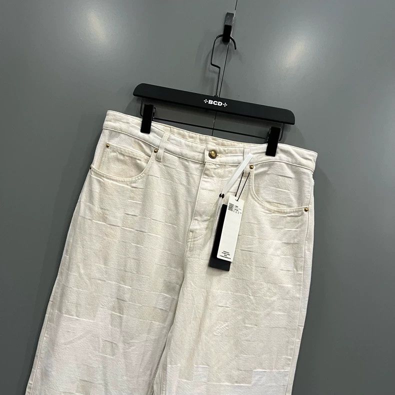 Louis Vuitton Louis Vuitton Beige plaid jacquard jeans 2501-Nextarrow Size US 33 - 2 Thumbnail