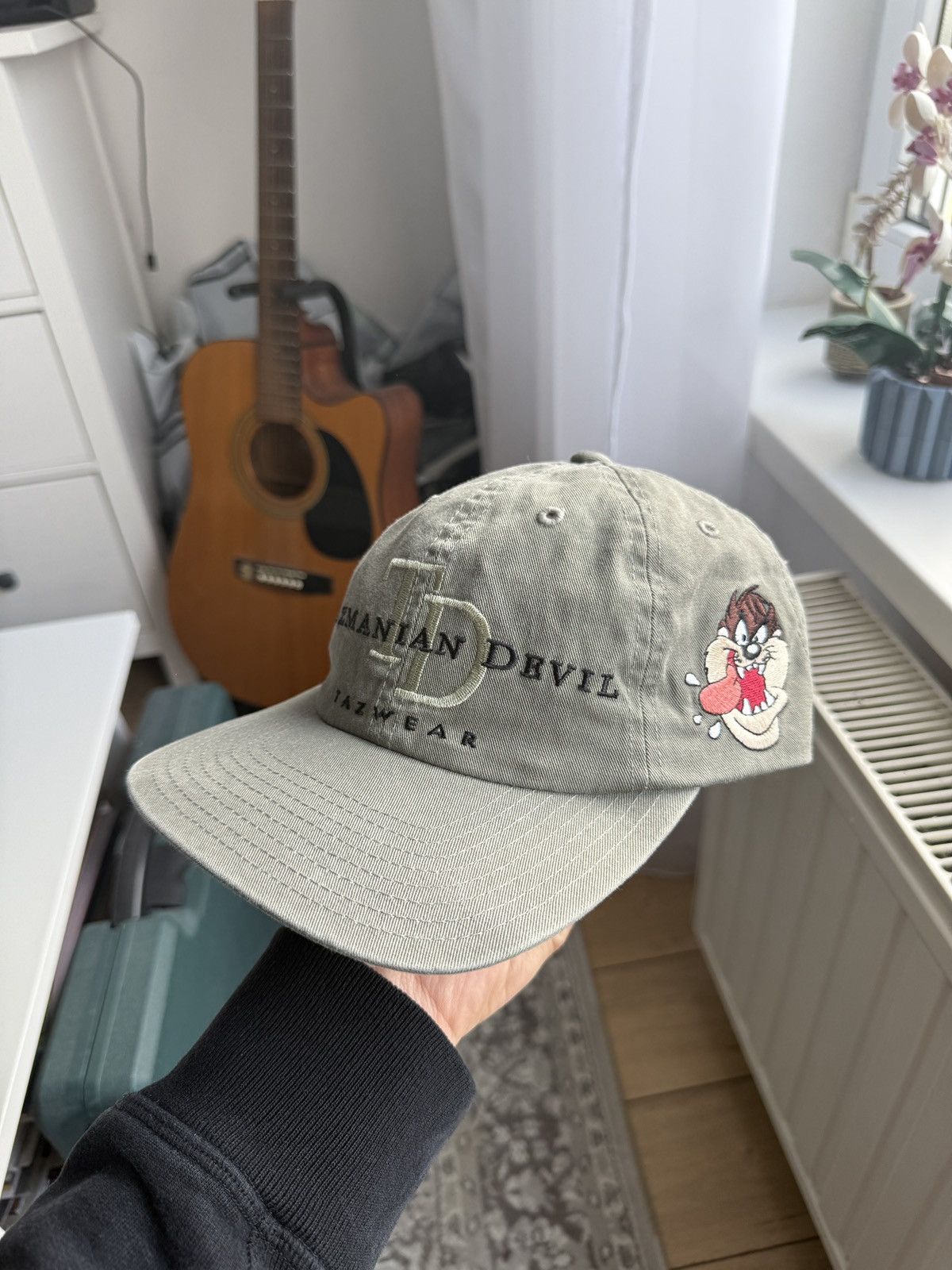 Vintage × Warner Bros Vintage 90s Warner Bros Tanzanian devil khaki cap retro usa Size ONE SIZE - 1 Thumbnail