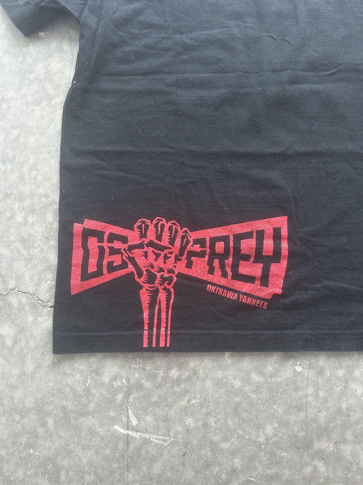 Japanese Brand × Vintage Vintage Y2K Okinawa Yankees Graphic Tee Size US M / EU 48-50 / 2 - 7 Thumbnail