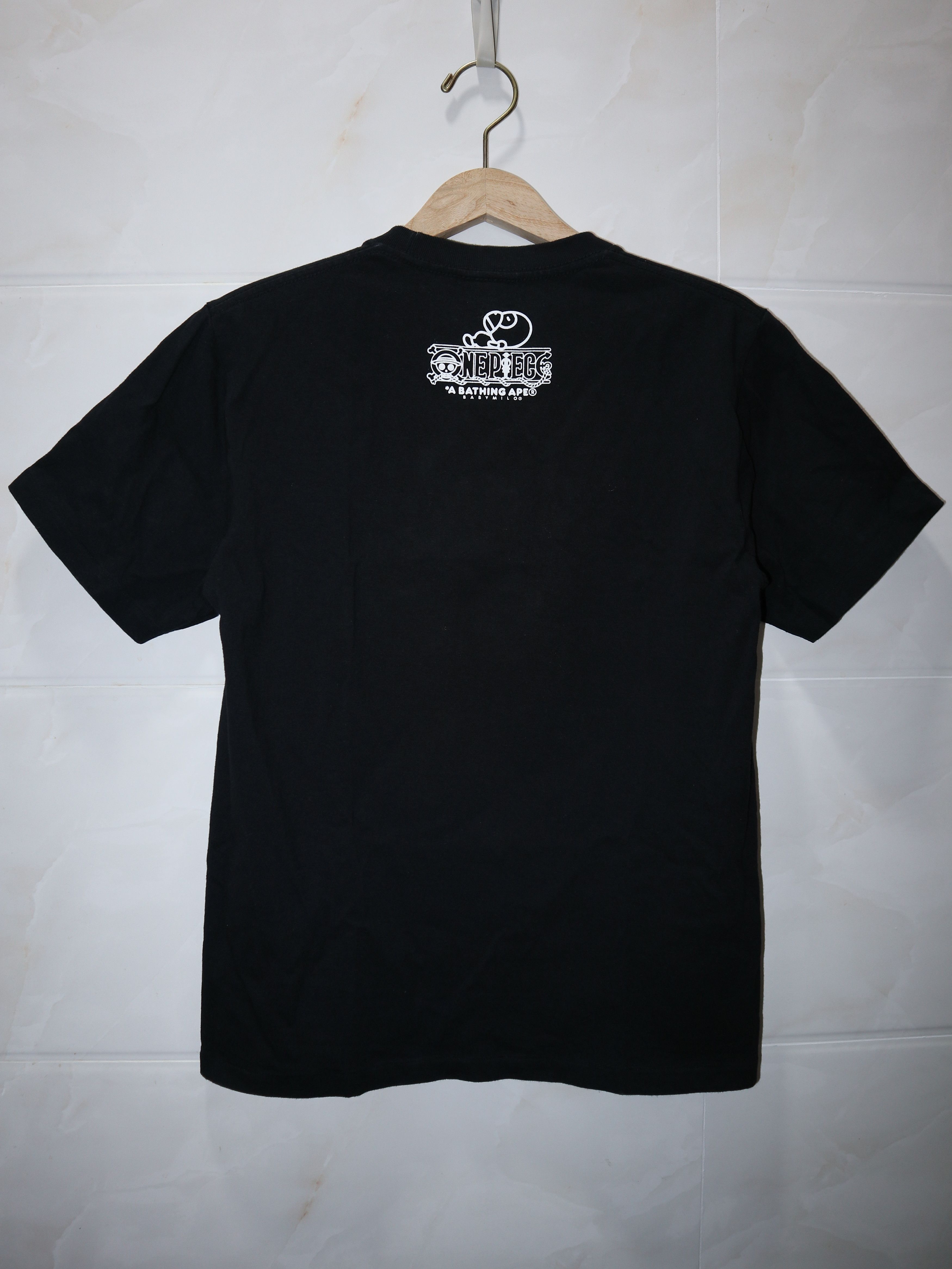 Bape × One Piece Bape x One Piece Baby Milo Ape Head Tee Size US S / EU 44-46 / 1 - 9 Thumbnail
