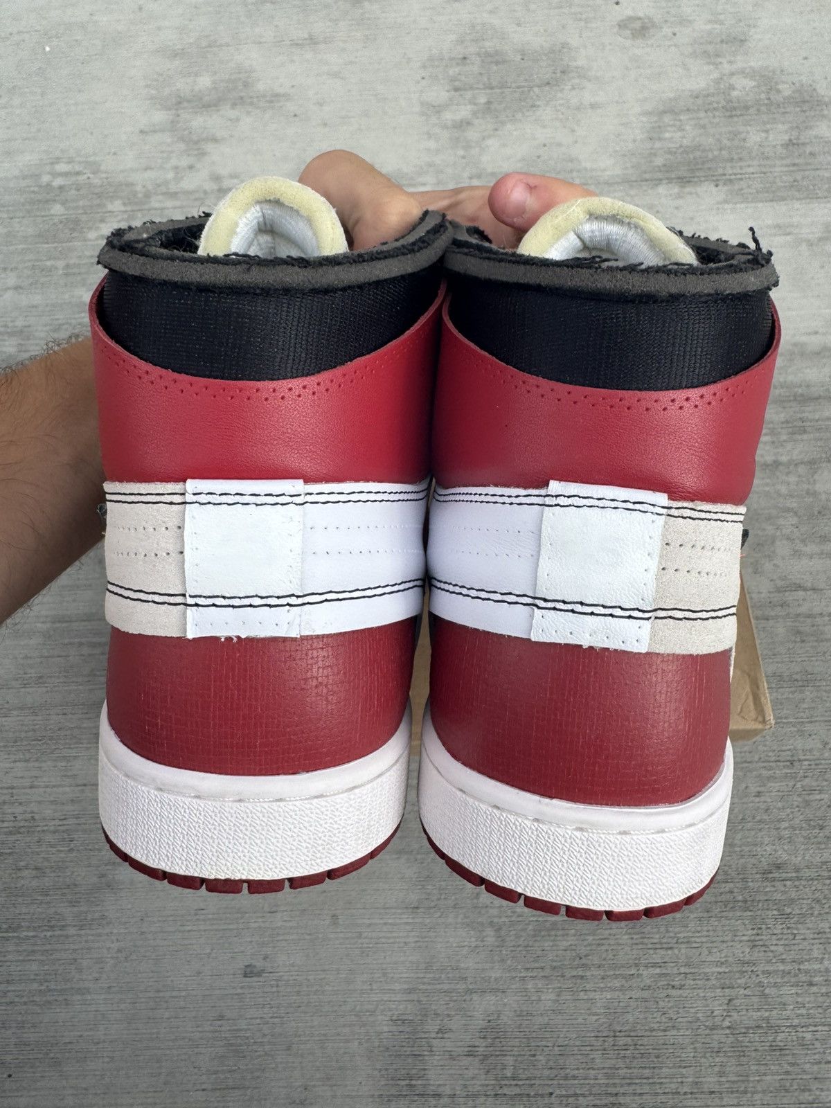 Nike × Off-White OFF-WHITE OFF WHITE JORDAN 1 RETRO HIGH OG CHICAGO SIZE 13 Size US 13 / EU 46 - 4 Thumbnail