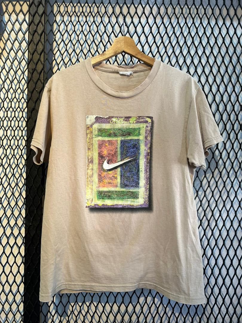 Vintage distress Nike court rare design art