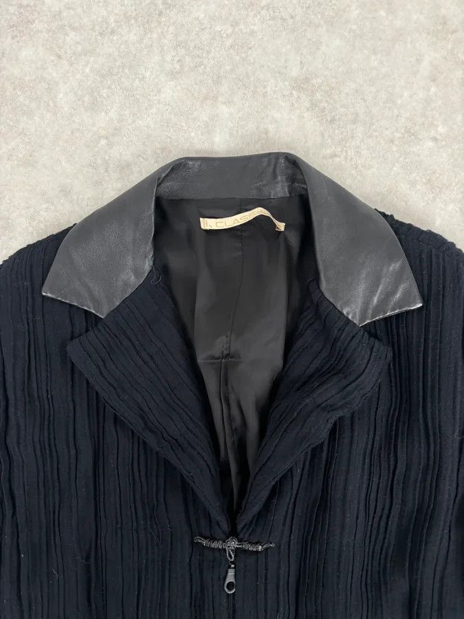 Roberto Cavalli SS2005 Cavalli Black Pleated Hybrid Blazer Jacket Size 42R - 4 Thumbnail