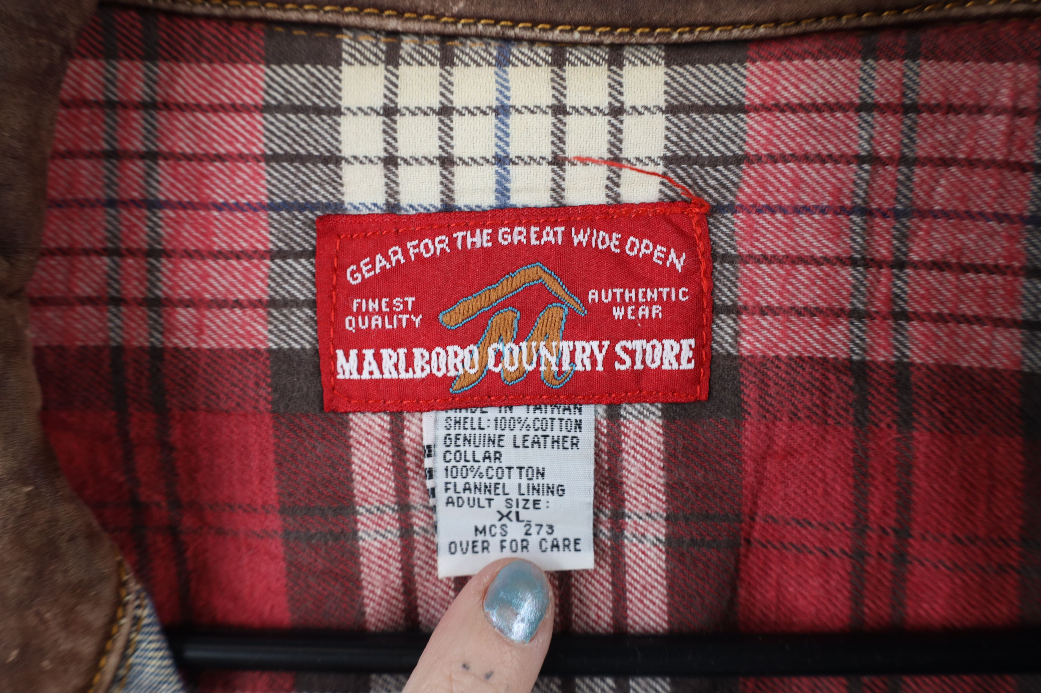 Marlboro × Vintage Vintage 90s Marlboro Collar Denim Trucker Jacket Blue Size US XL / EU 56 / 4 - 4 Thumbnail