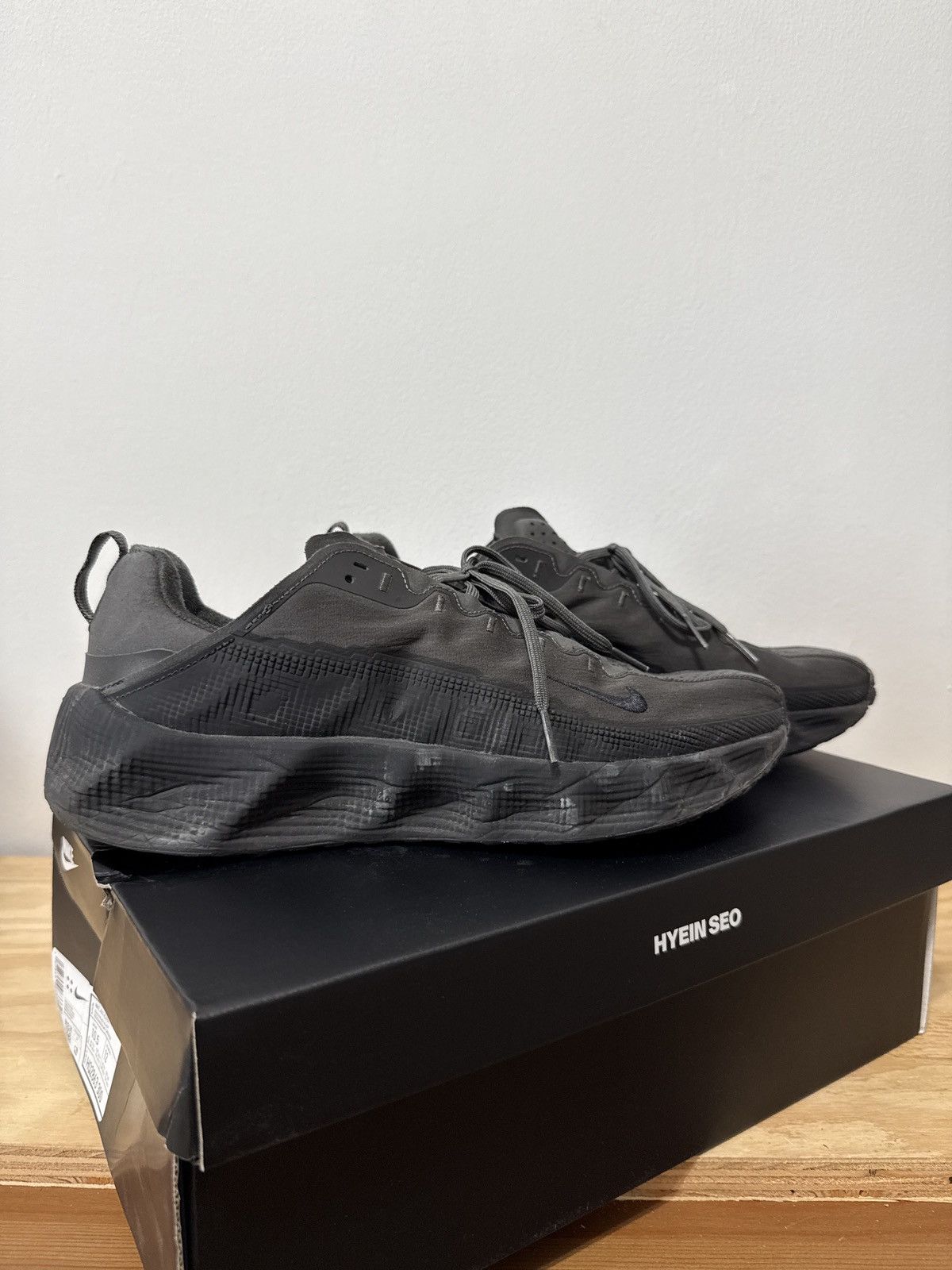 Hyein Seo Nike Ava Rover HYEIN SEO Black Size US 10.5 / EU 43-44 - 1 Thumbnail